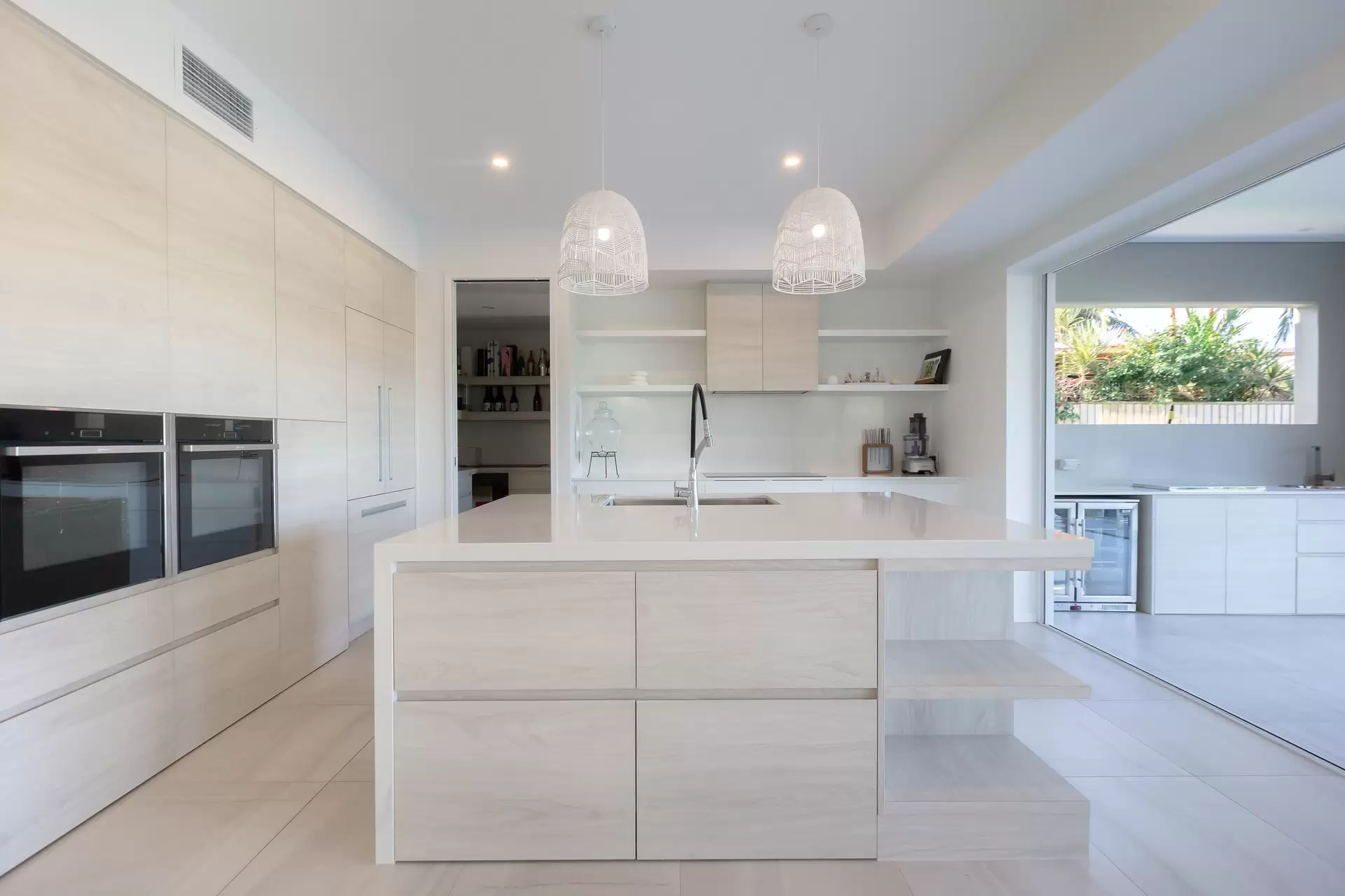 3 Cascade Drive, Port Douglas Sold by Queensland Sotheby's International Realty - image 1