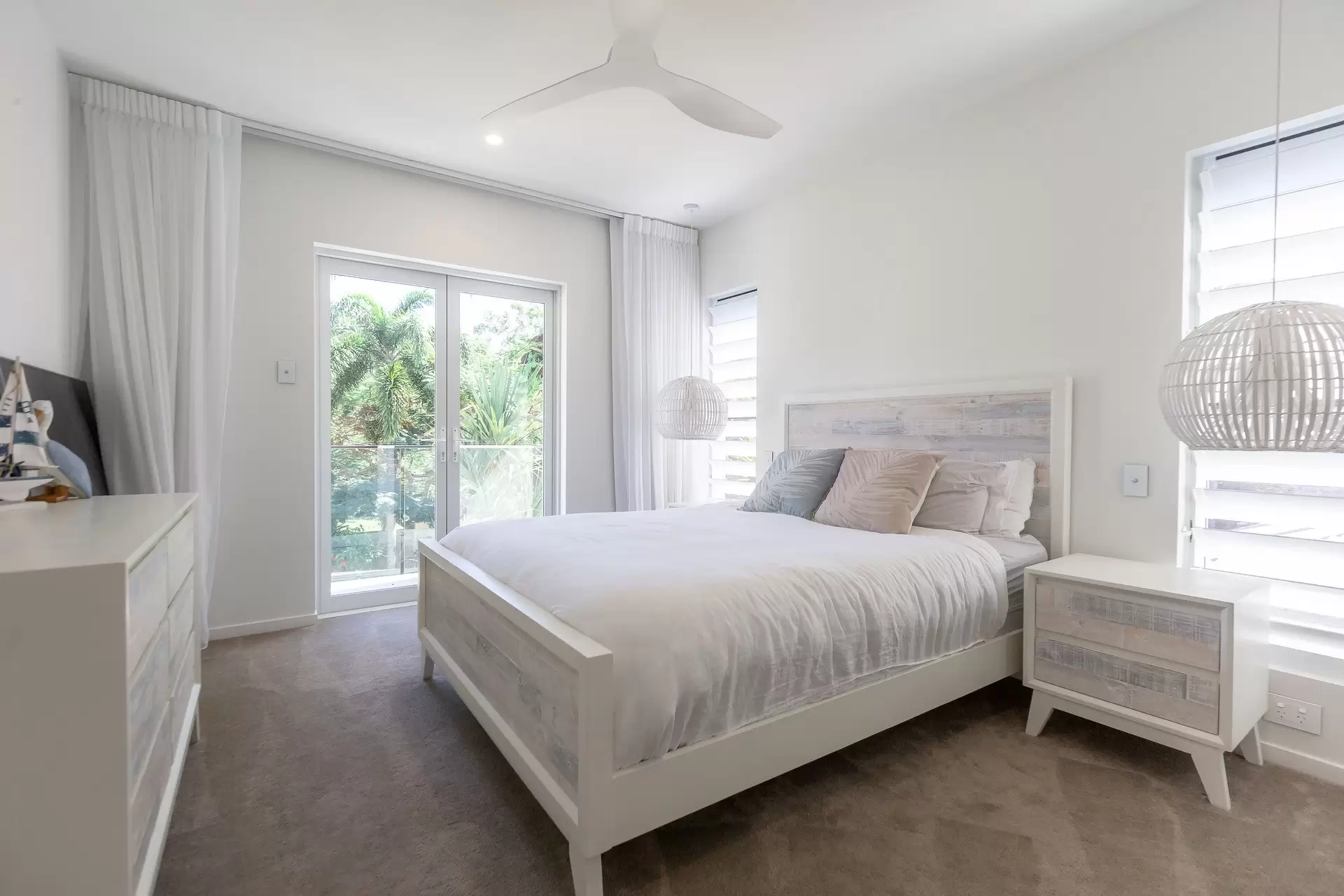 3 Cascade Drive, Port Douglas Sold by Queensland Sotheby's International Realty - image 1