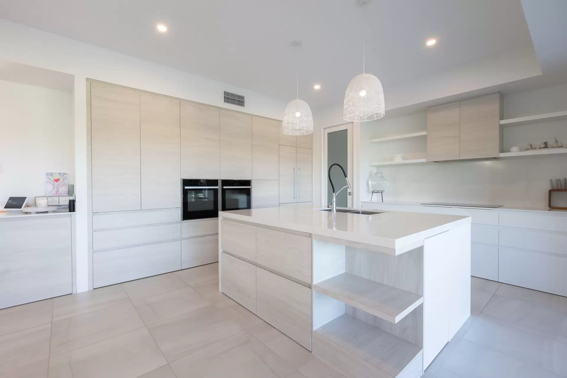 3 Cascade Drive, Port Douglas Sold by Queensland Sotheby's International Realty - image 1
