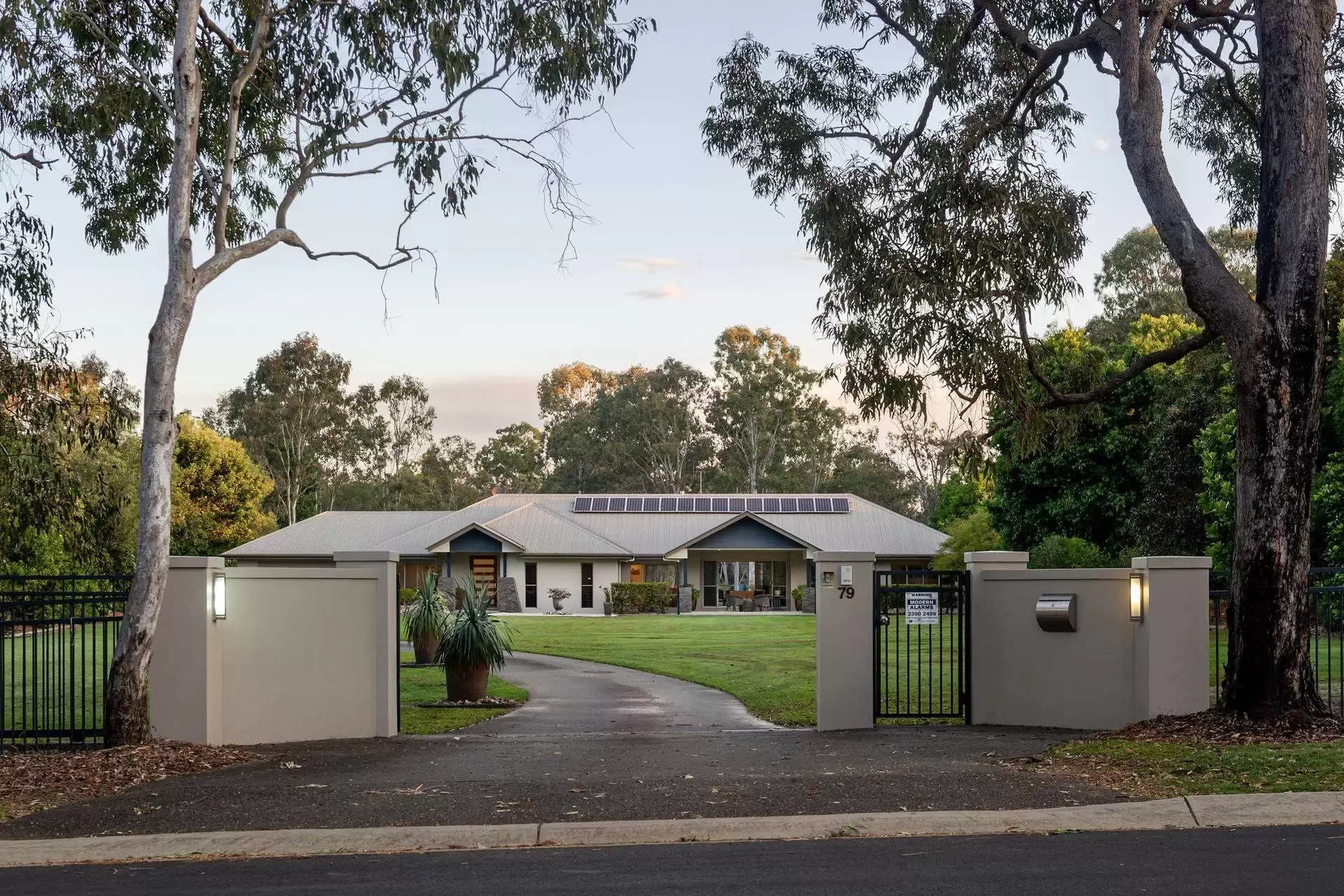 79 Formosa Road, Belmont Sold by  - image 1