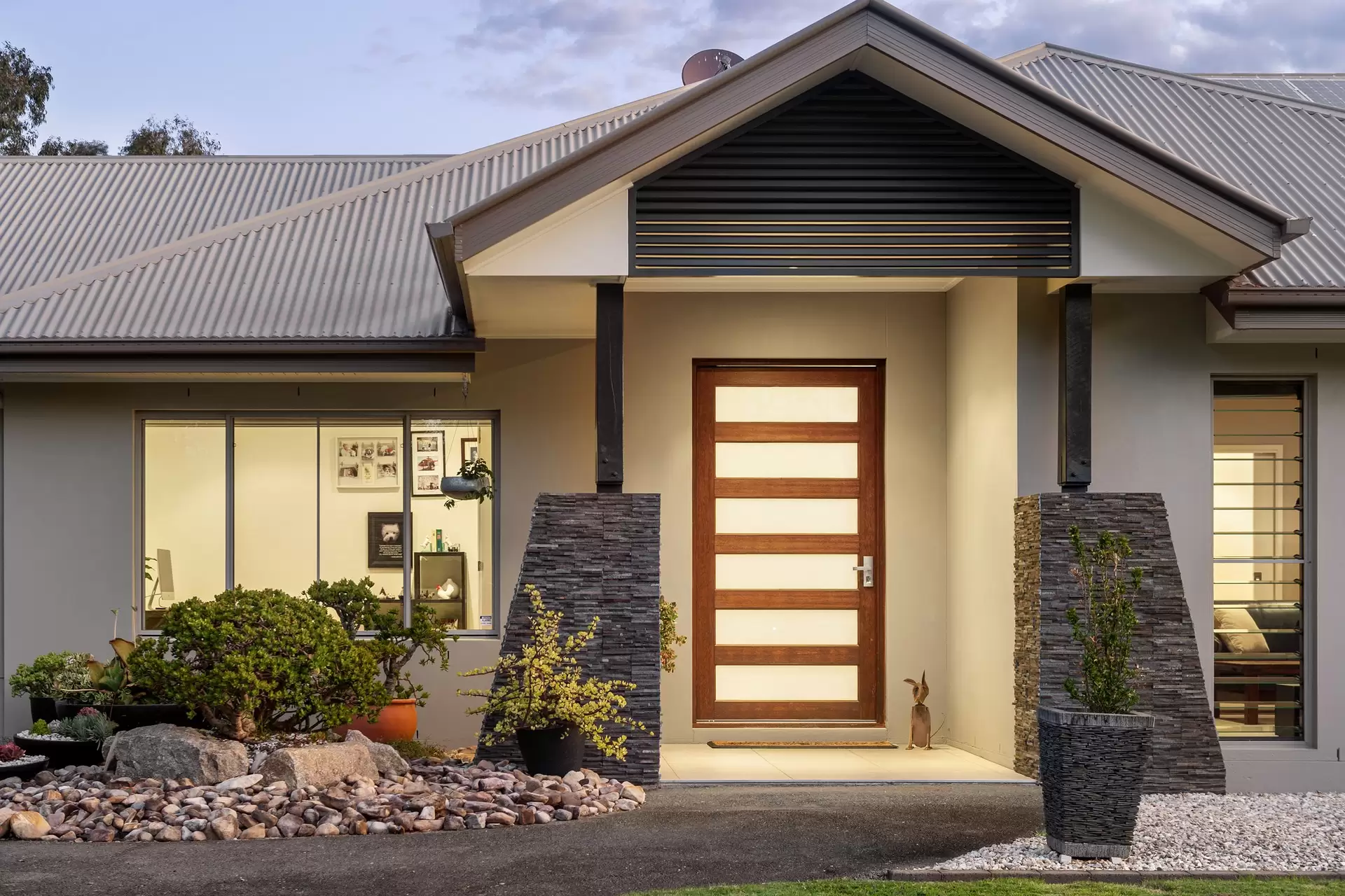 79 Formosa Road, Belmont Sold by  - image 1