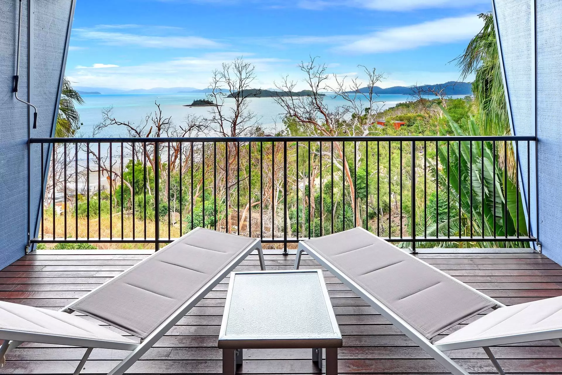 15/7 Acacia Drive, Hamilton Island Sold by Queensland Sotheby's International Realty - image 1