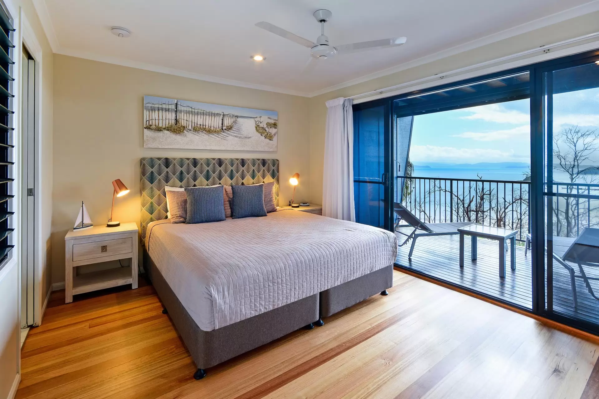 15/7 Acacia Drive, Hamilton Island Sold by Queensland Sotheby's International Realty - image 1