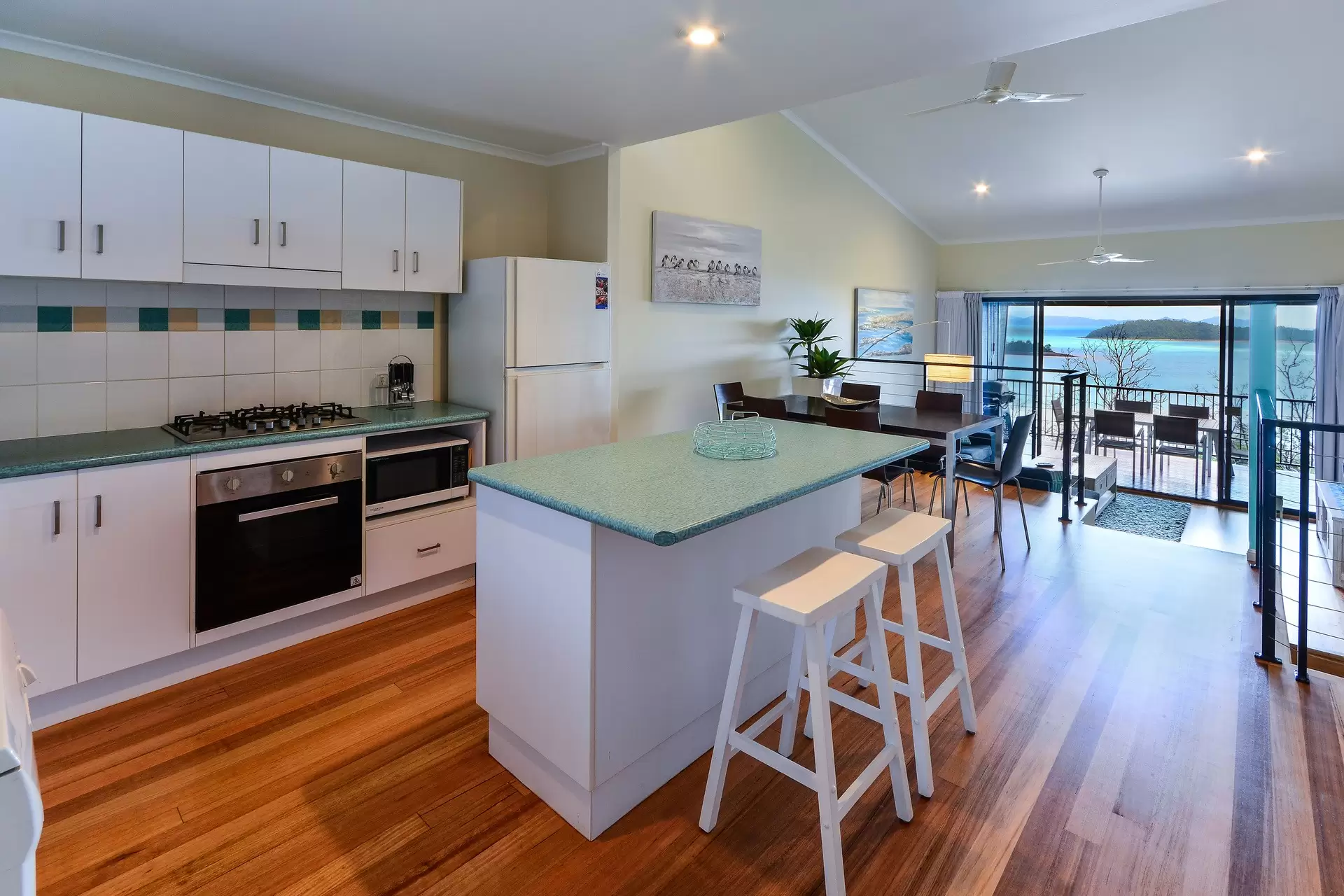 15/7 Acacia Drive, Hamilton Island Sold by Queensland Sotheby's International Realty - image 1