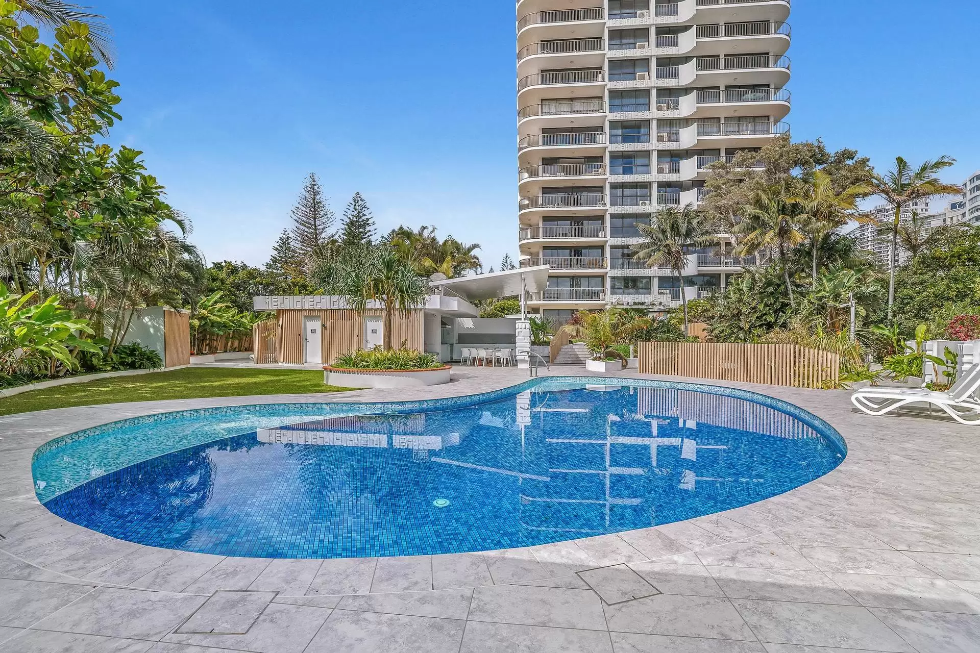 70/3645 Main Beach Parade, Main Beach Sold by Queensland Sotheby's International Realty - image 1