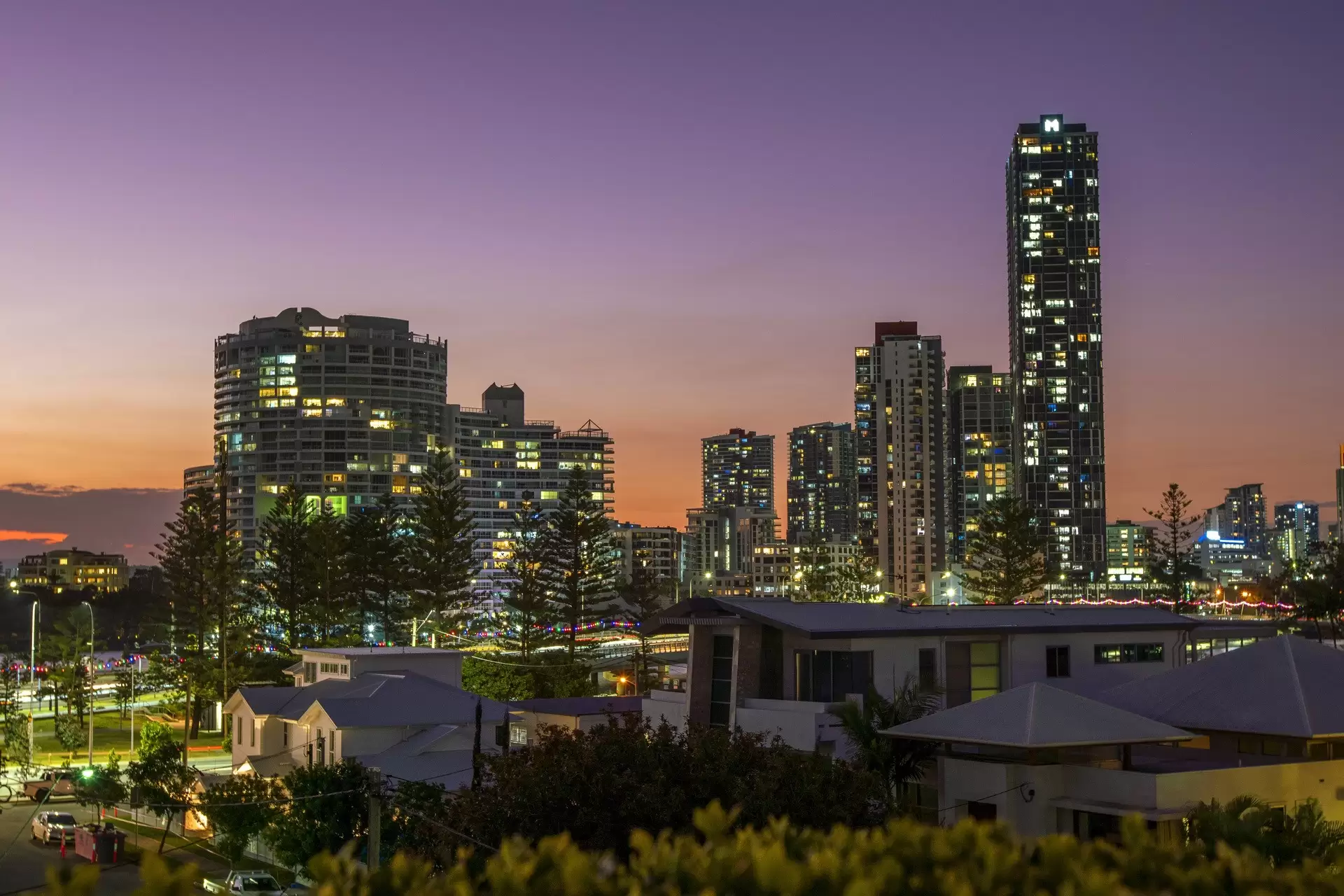 302/50 Woodroffe Avenue, Main Beach Sold by Queensland Sotheby's International Realty - image 1