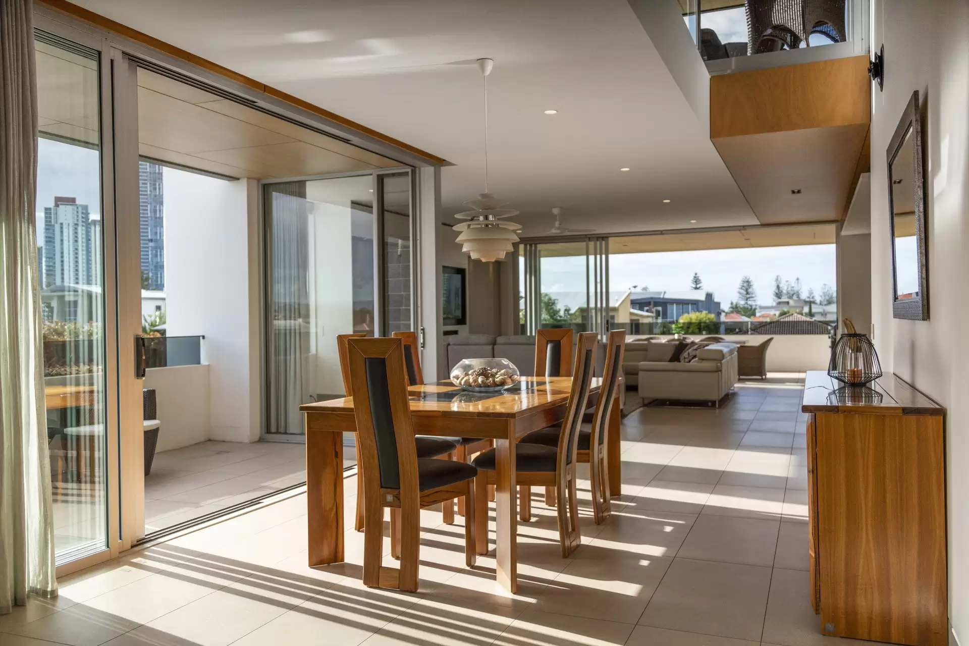 302/50 Woodroffe Avenue, Main Beach Sold by Queensland Sotheby's International Realty - image 1