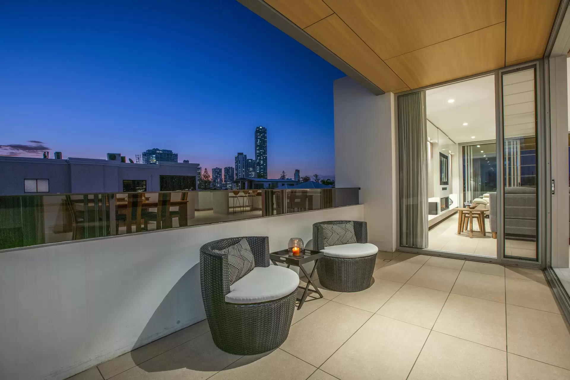 302/50 Woodroffe Avenue, Main Beach Sold by Queensland Sotheby's International Realty - image 1
