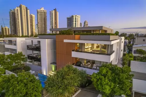 302/50 Woodroffe Avenue, Main Beach Sold by 