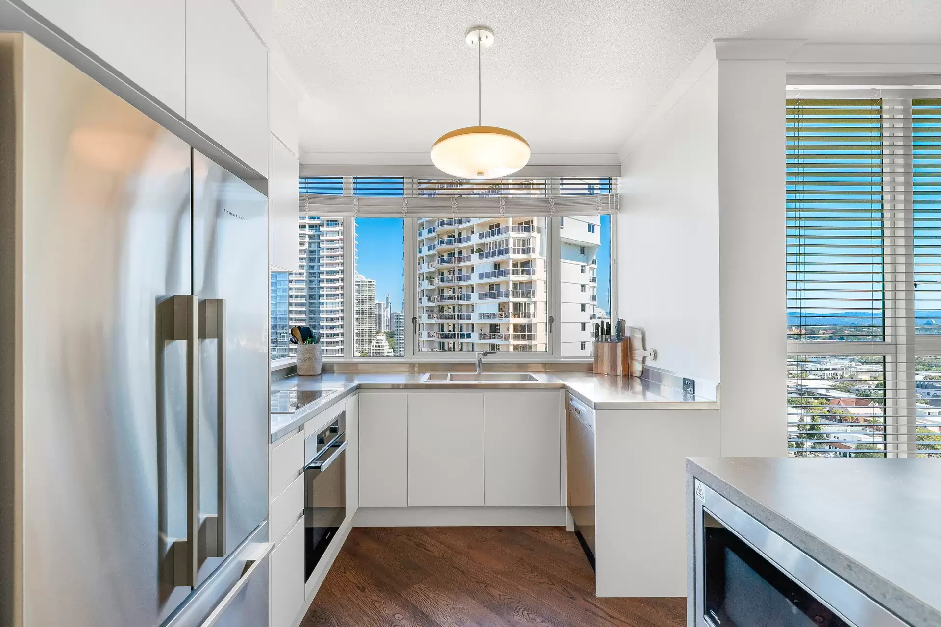 1144/1 Lennie Avenue, Main Beach Sold by Queensland Sotheby's International Realty - image 1