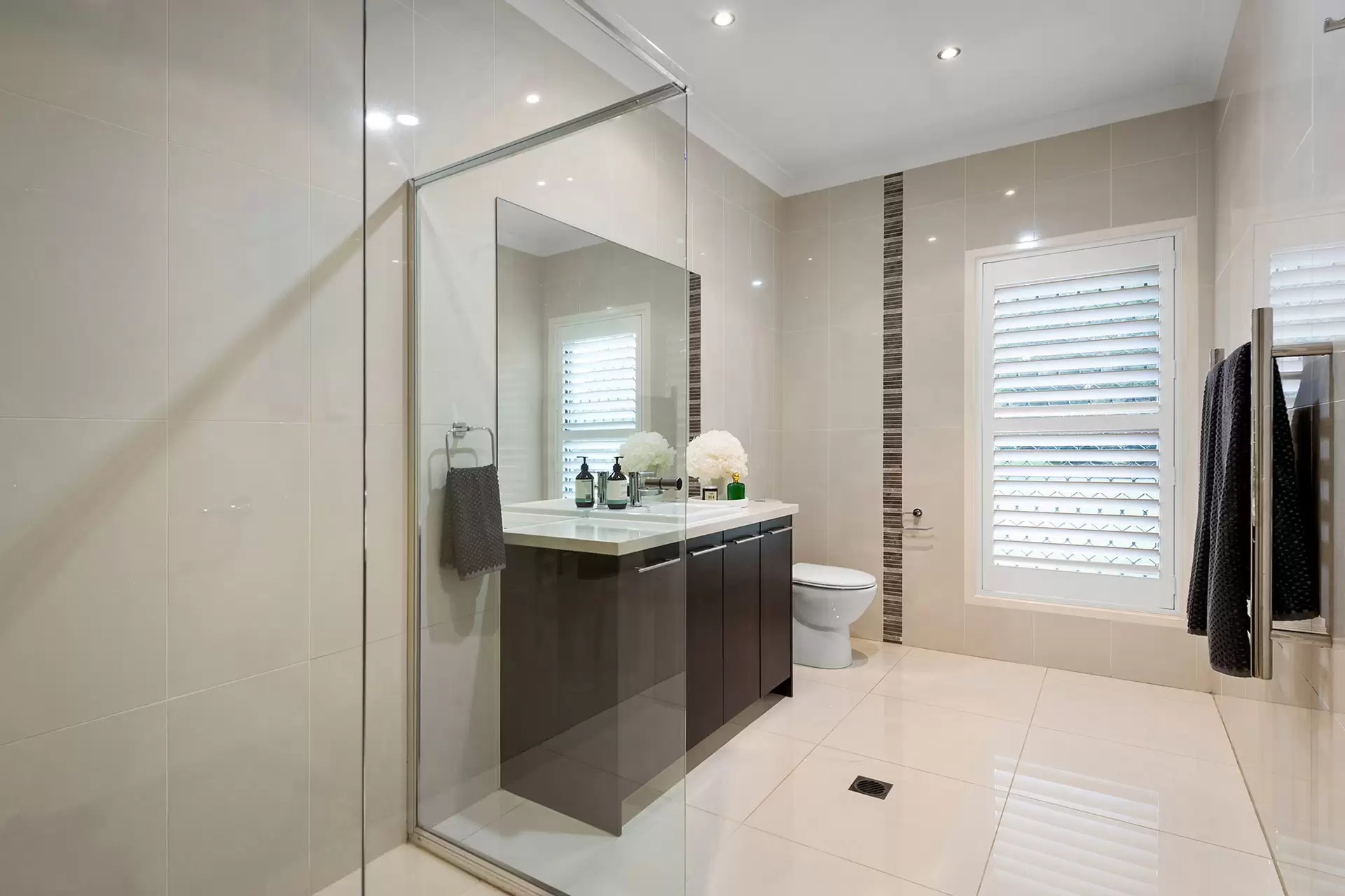 387 Boston Road, Belmont Sold by Queensland Sotheby's International Realty - image 1