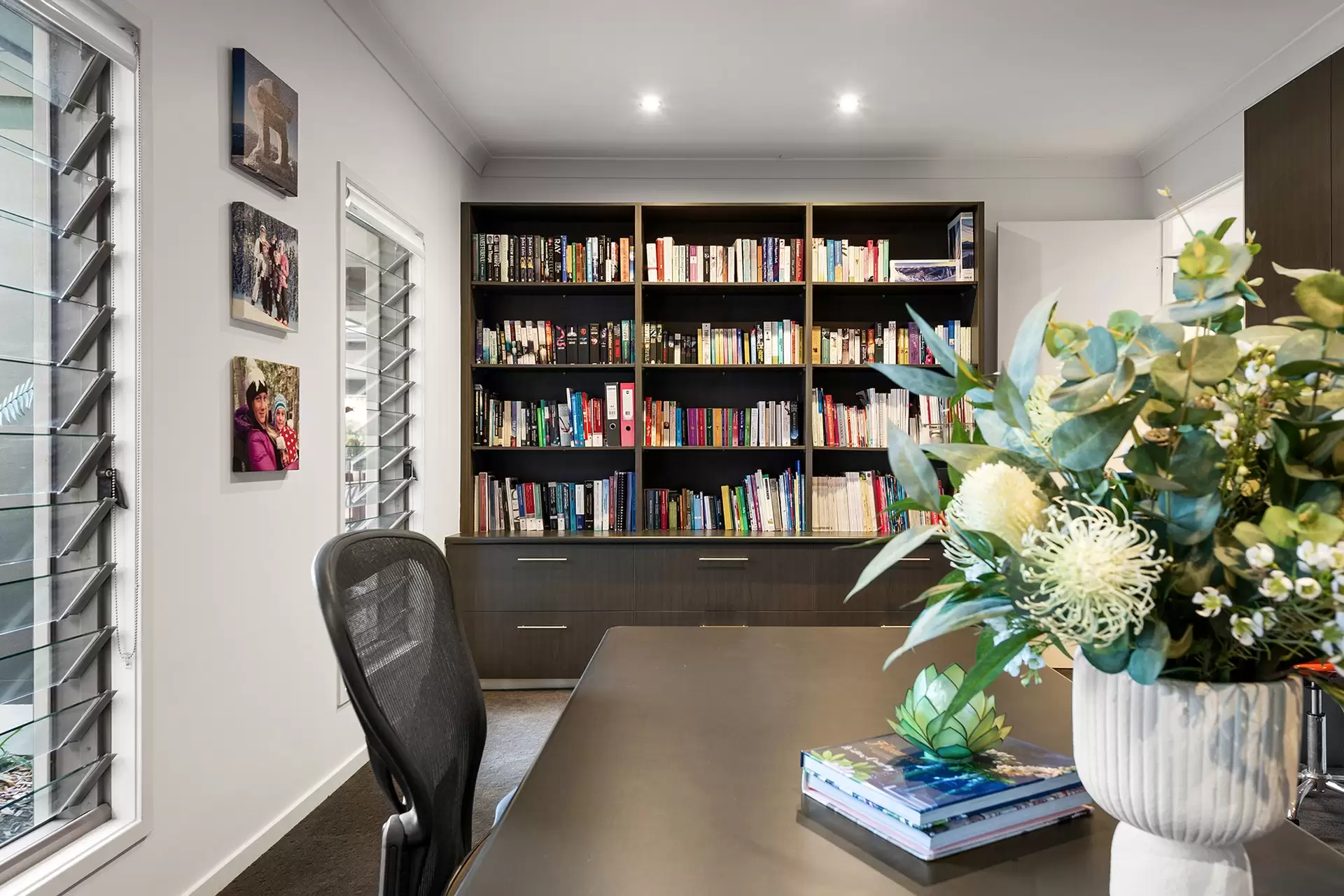 387 Boston Road, Belmont Sold by Queensland Sotheby's International Realty - image 1