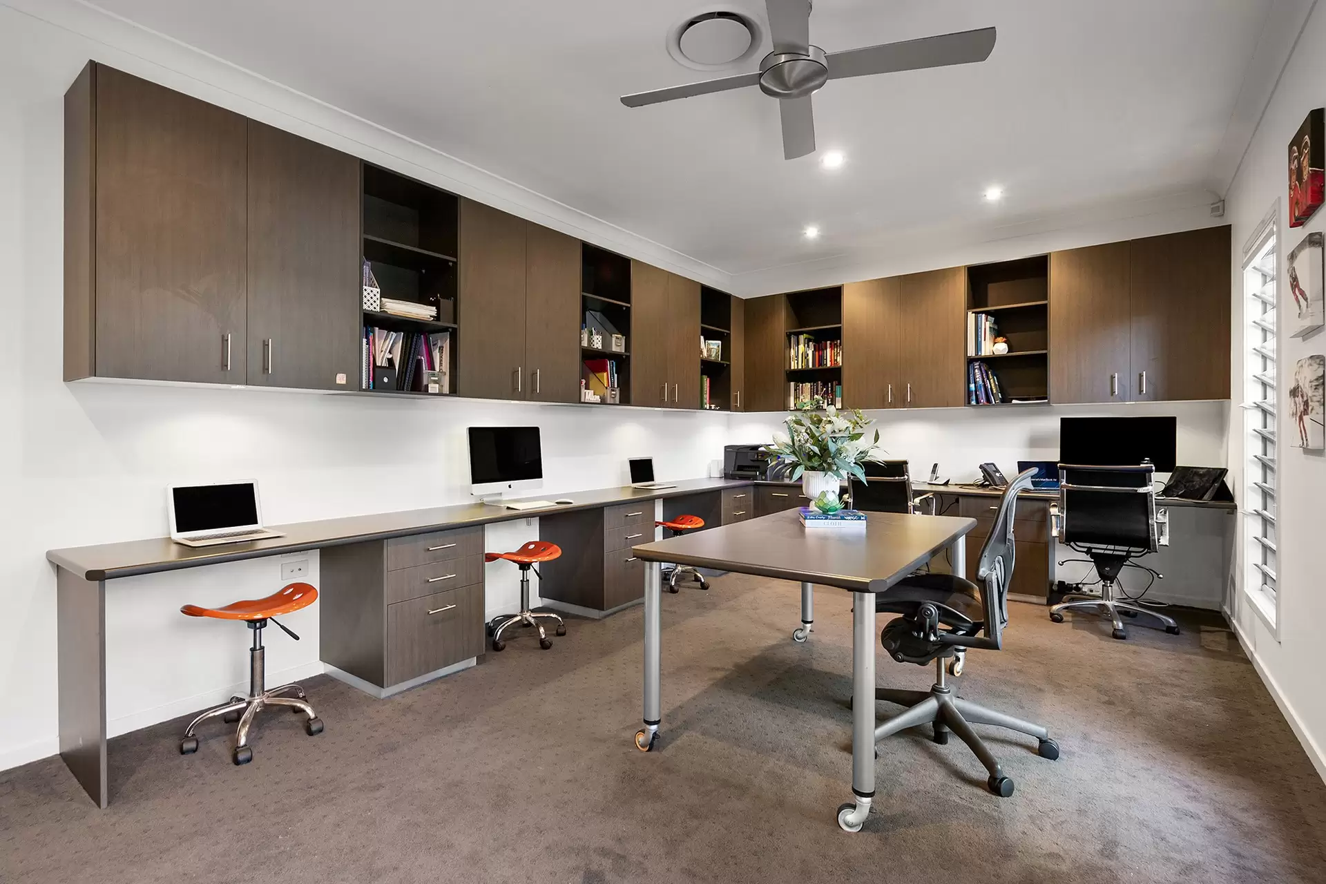 387 Boston Road, Belmont Sold by Queensland Sotheby's International Realty - image 1