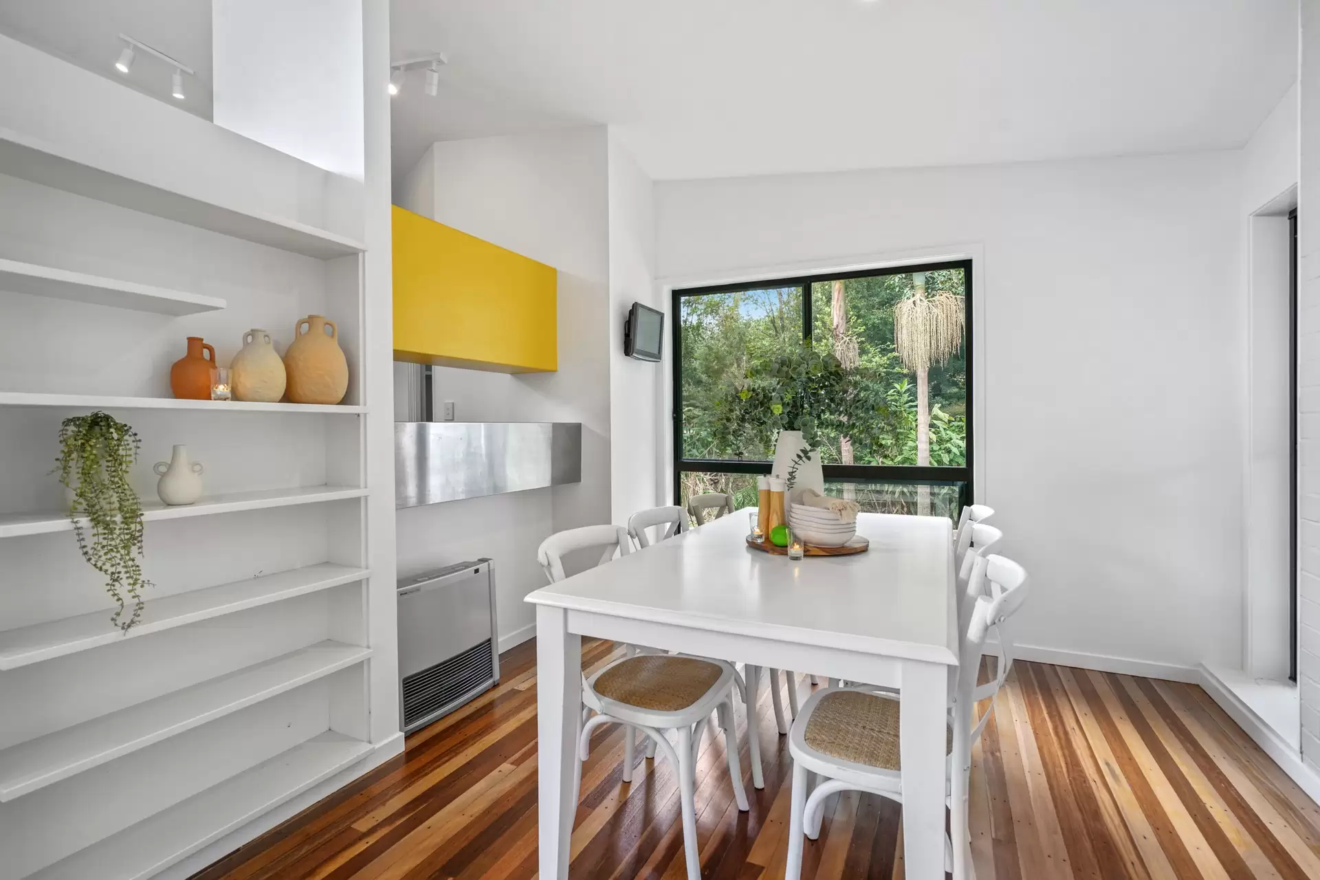 1 Pobblebonk Place, Currumbin Valley Sold by  - image 1