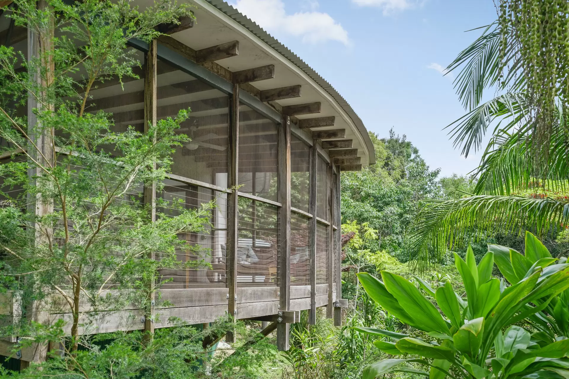 1 Pobblebonk Place, Currumbin Valley Sold by Queensland Sotheby's International Realty - image 1
