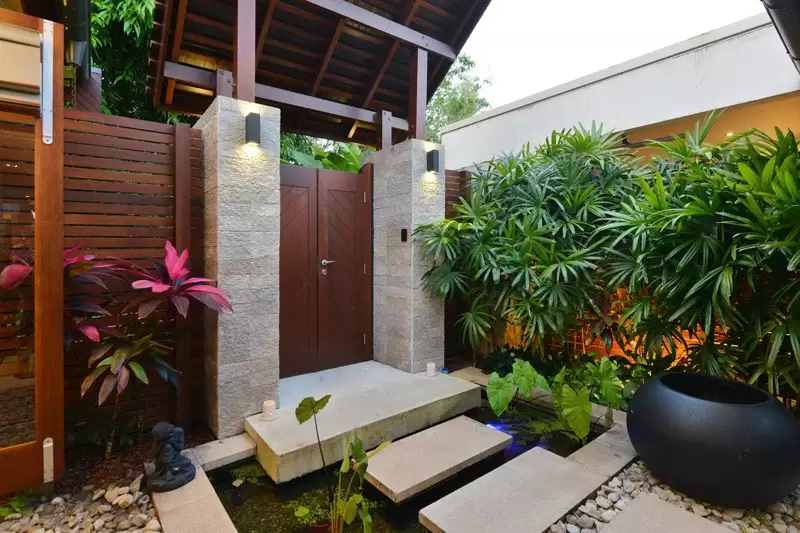 14 Bale Drive, Port Douglas Sold by Queensland Sotheby's International Realty - image 1