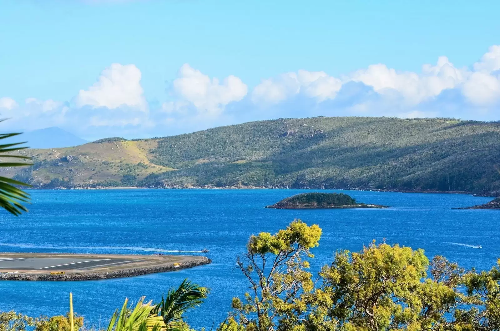 17/5 Banksia Court, Hamilton Island Sold by Queensland Sotheby's International Realty - image 1