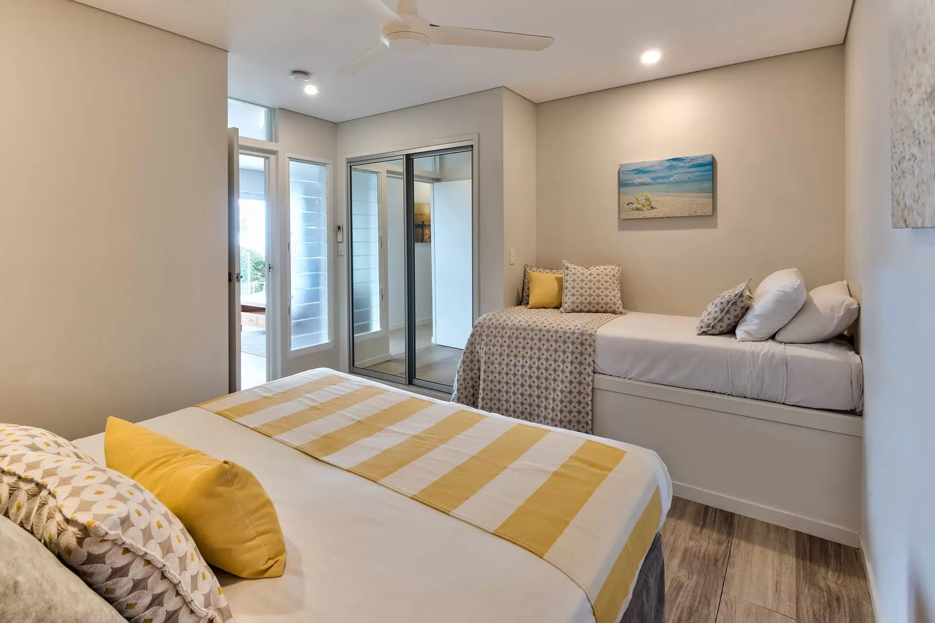 5/18 Whitsunday Boulevard, Hamilton Island Sold by Queensland Sotheby's International Realty - image 1