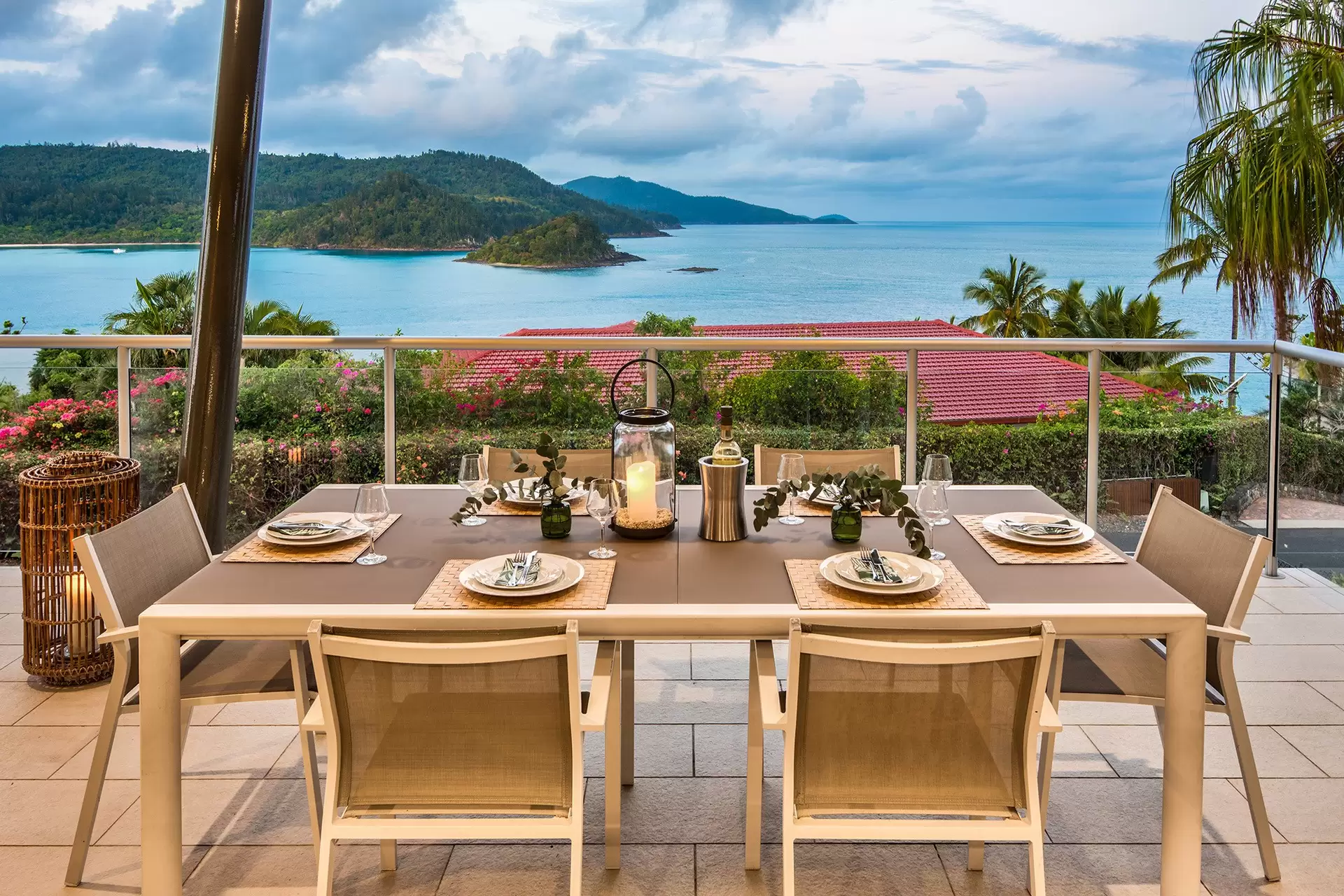 5/18 Whitsunday Boulevard, Hamilton Island Sold by  - image 1