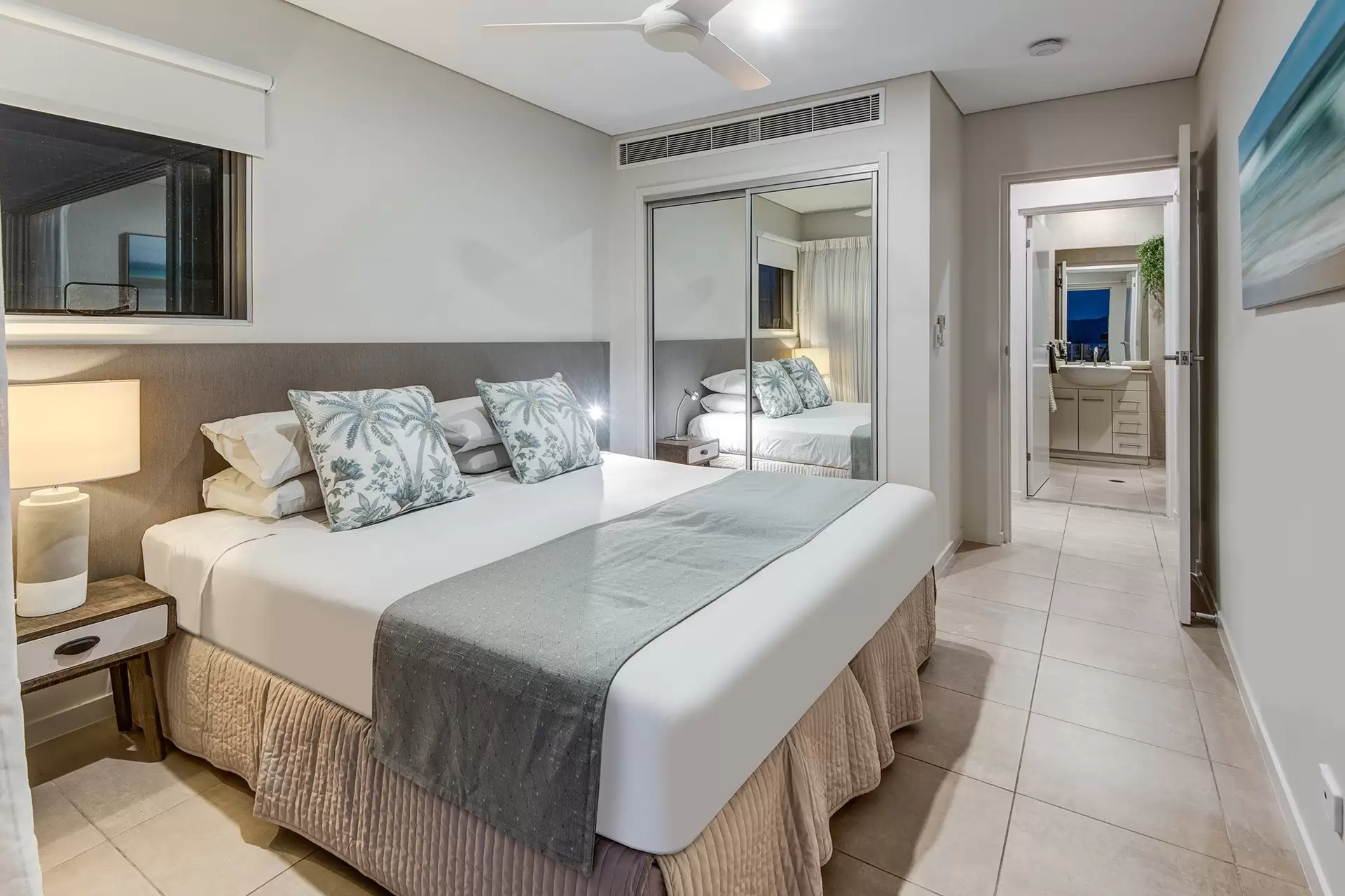 5/18 Whitsunday Boulevard, Hamilton Island Sold by Queensland Sotheby's International Realty - image 1