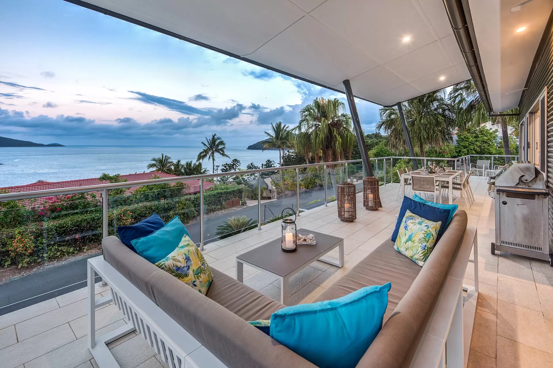 5/18 Whitsunday Boulevard, Hamilton Island Sold by Queensland Sotheby's International Realty - image 1