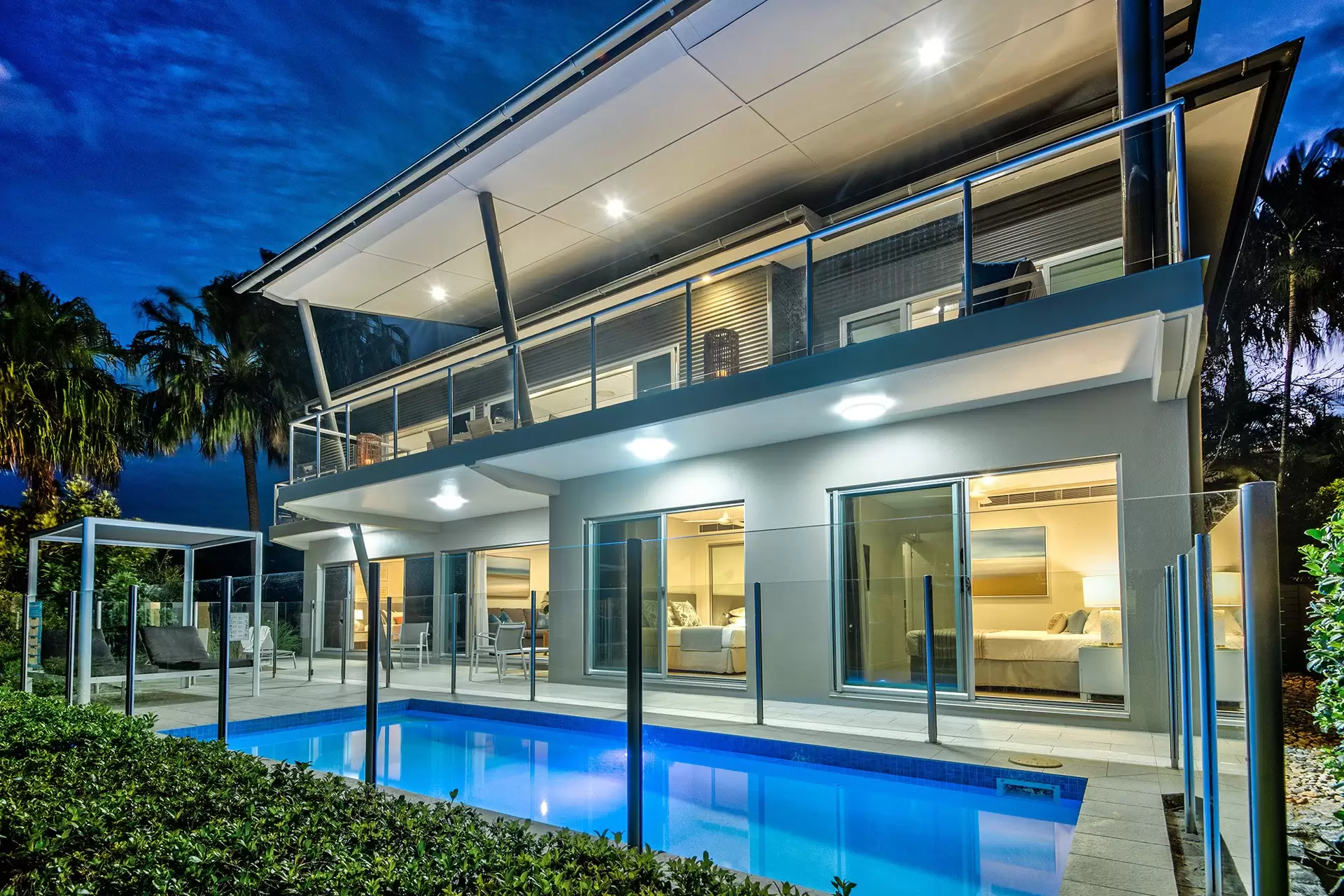 5/18 Whitsunday Boulevard, Hamilton Island Sold by  - image 1