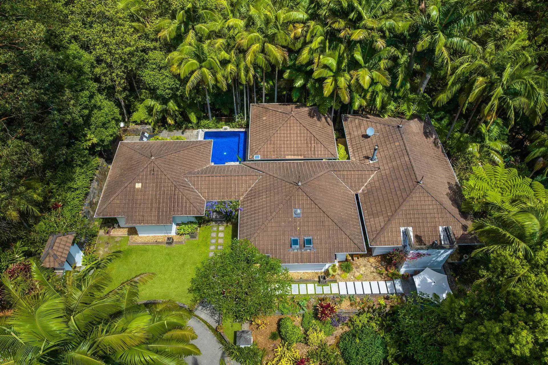 43 Bramley Drive, Tallebudgera Valley Sold by Queensland Sotheby's International Realty - image 1