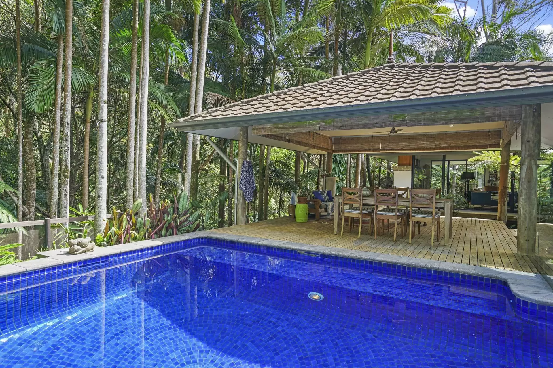 43 Bramley Drive, Tallebudgera Valley Sold by Queensland Sotheby's International Realty - image 1