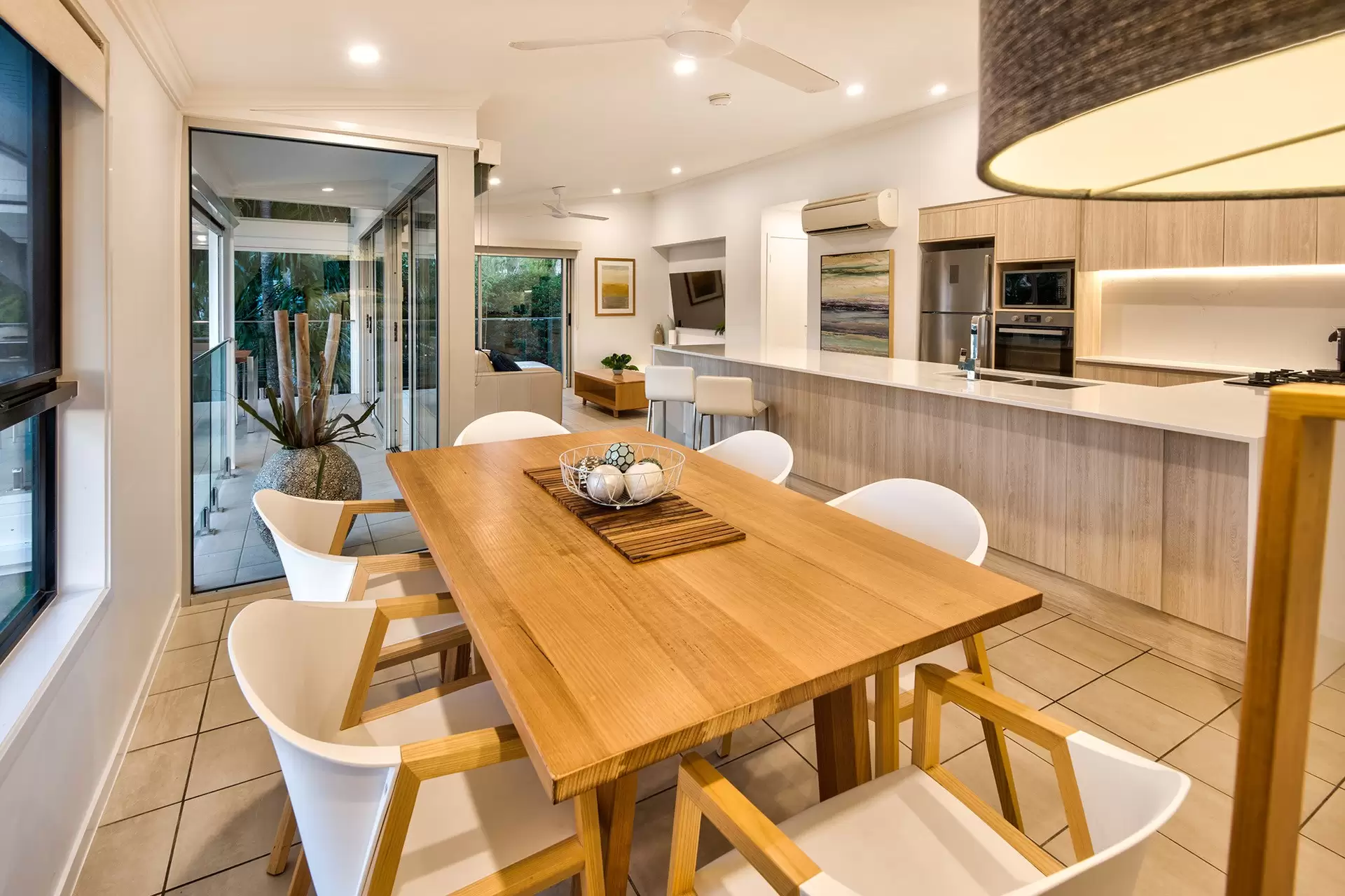 27/5 Banksia Court, Hamilton Island Sold by Queensland Sotheby's International Realty - image 1