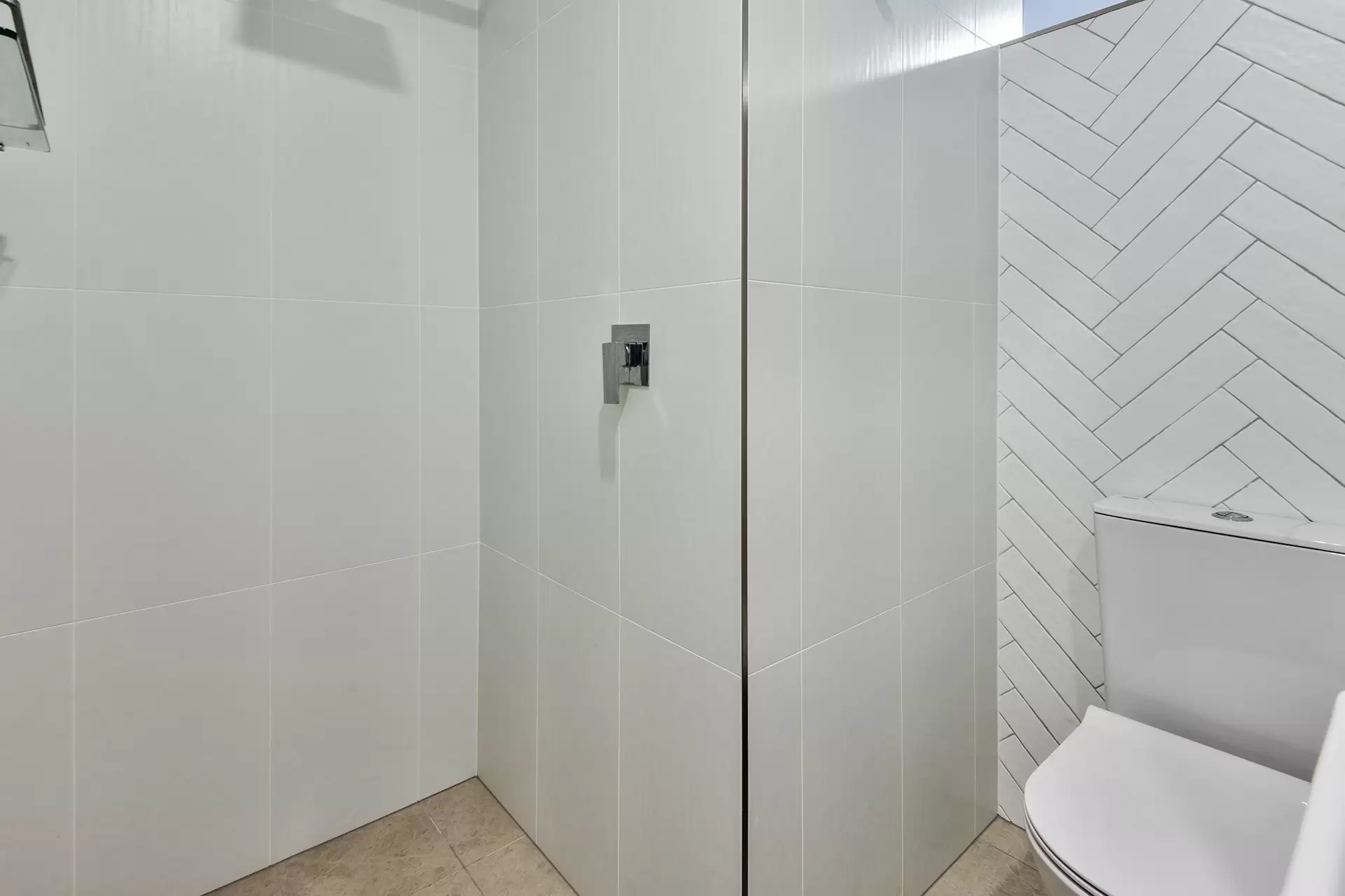 27/5 Banksia Court, Hamilton Island Sold by Queensland Sotheby's International Realty - image 1