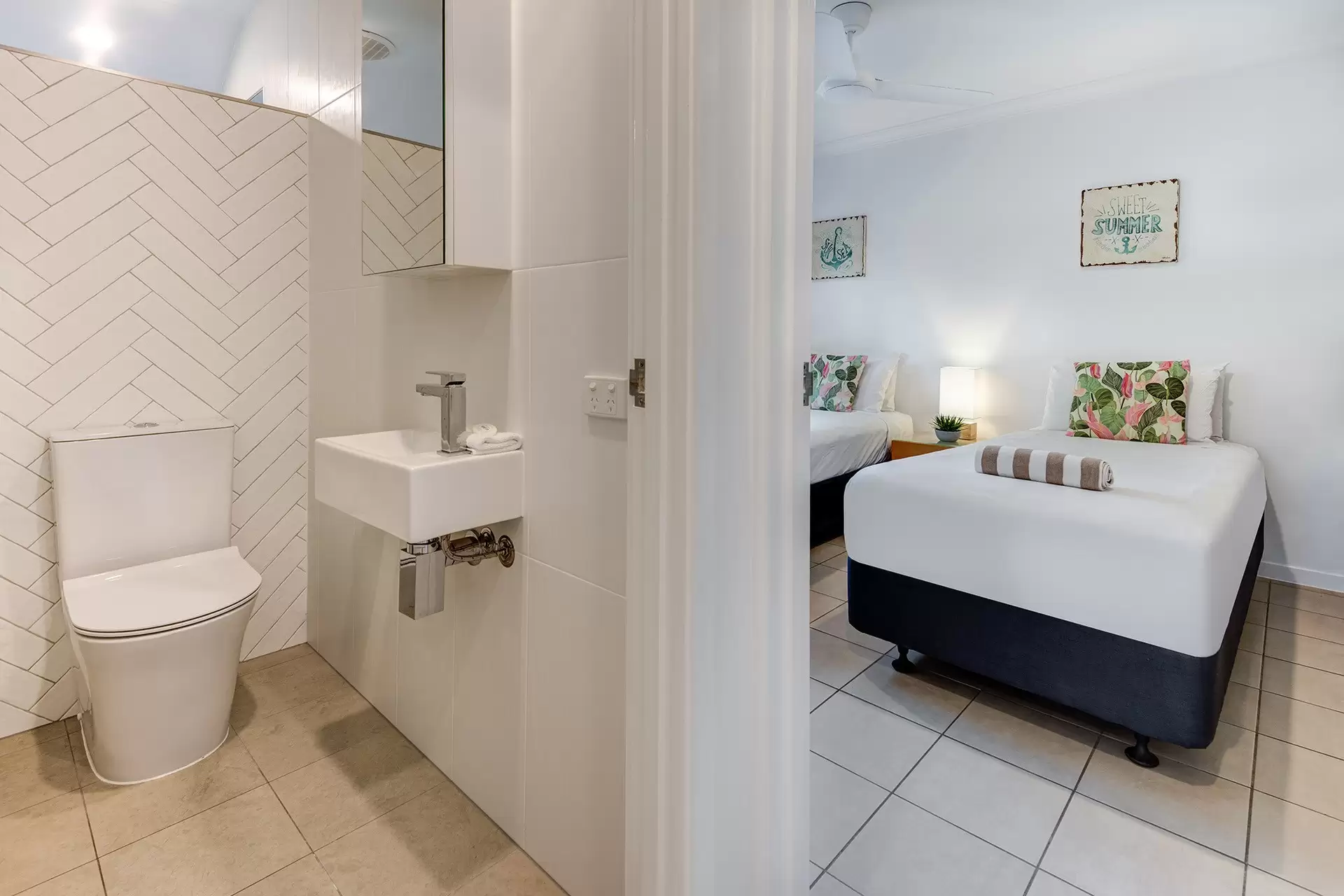 27/5 Banksia Court, Hamilton Island Sold by Queensland Sotheby's International Realty - image 1