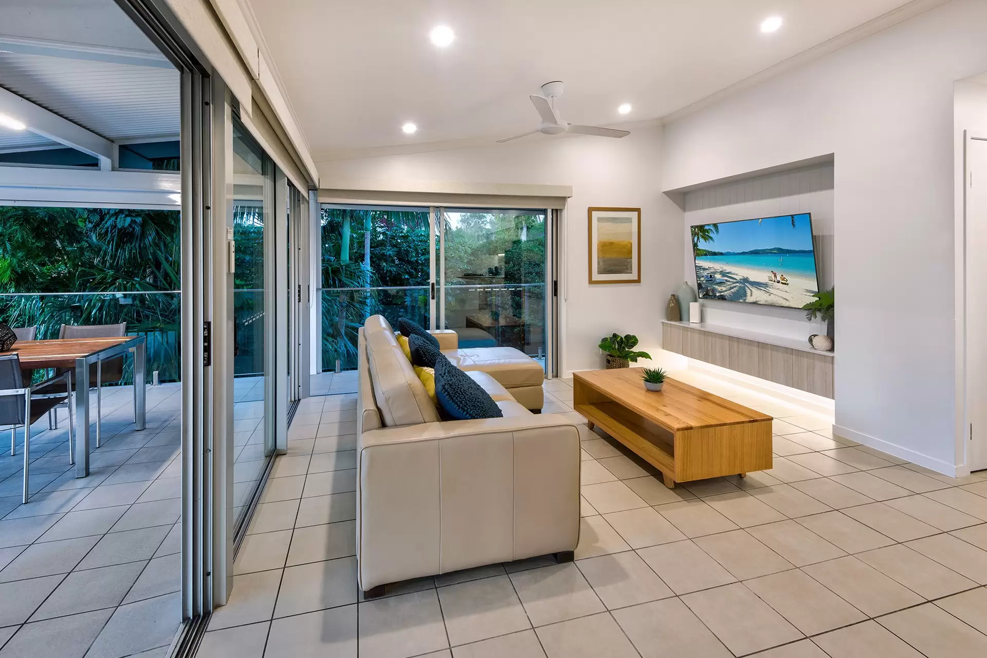 27/5 Banksia Court, Hamilton Island Sold by Queensland Sotheby's International Realty - image 1