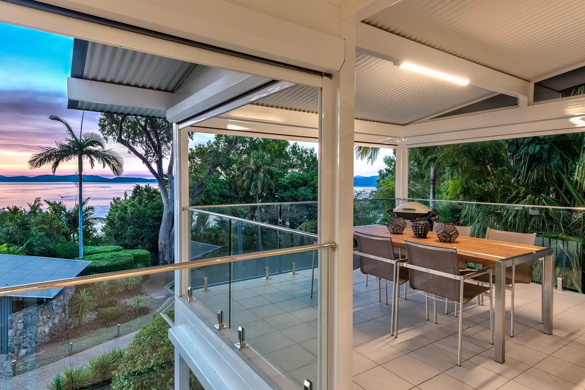 27/5 Banksia Court, Hamilton Island Sold by Queensland Sotheby's International Realty - image 1