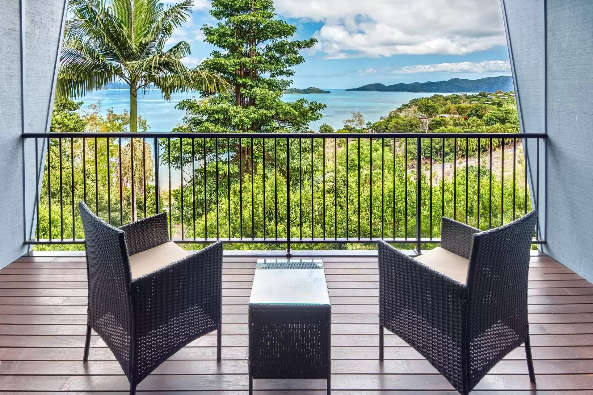 11/7 Acacia Drive, Hamilton Island Sold by Queensland Sotheby's International Realty - image 1