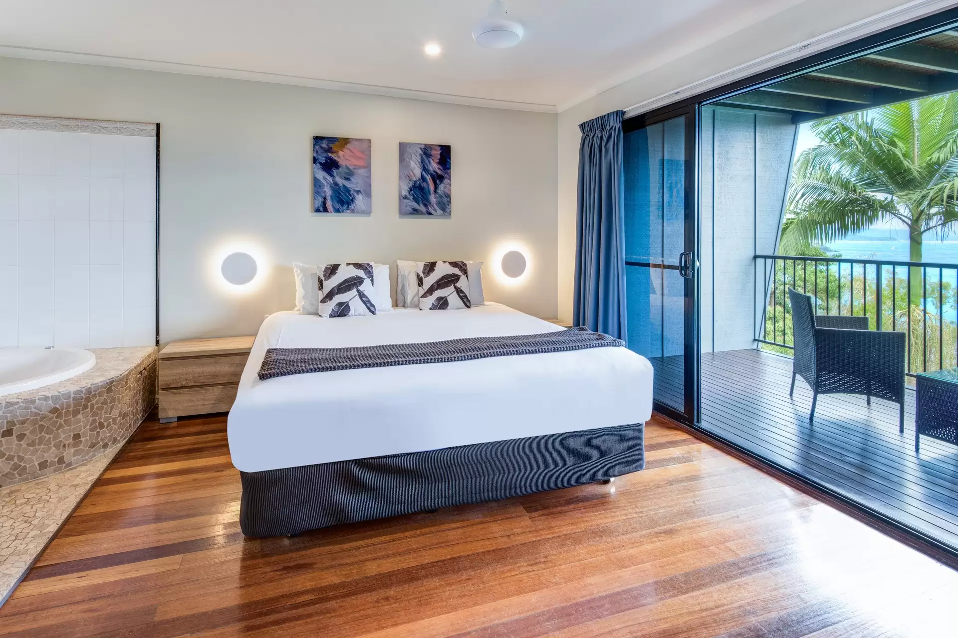 11/7 Acacia Drive, Hamilton Island Sold by Queensland Sotheby's International Realty - image 1