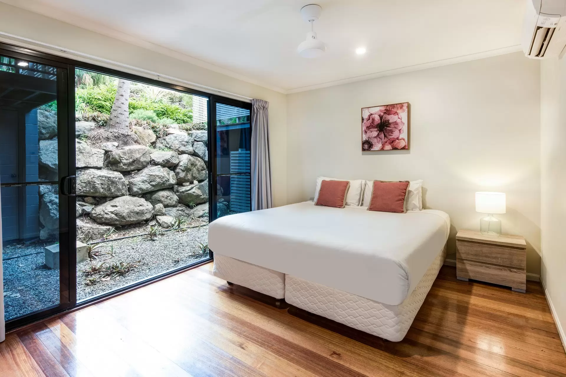 11/7 Acacia Drive, Hamilton Island Sold by Queensland Sotheby's International Realty - image 1