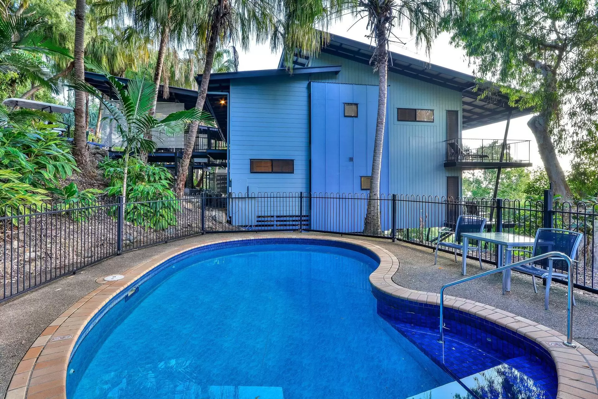 11/7 Acacia Drive, Hamilton Island Sold by Queensland Sotheby's International Realty - image 1
