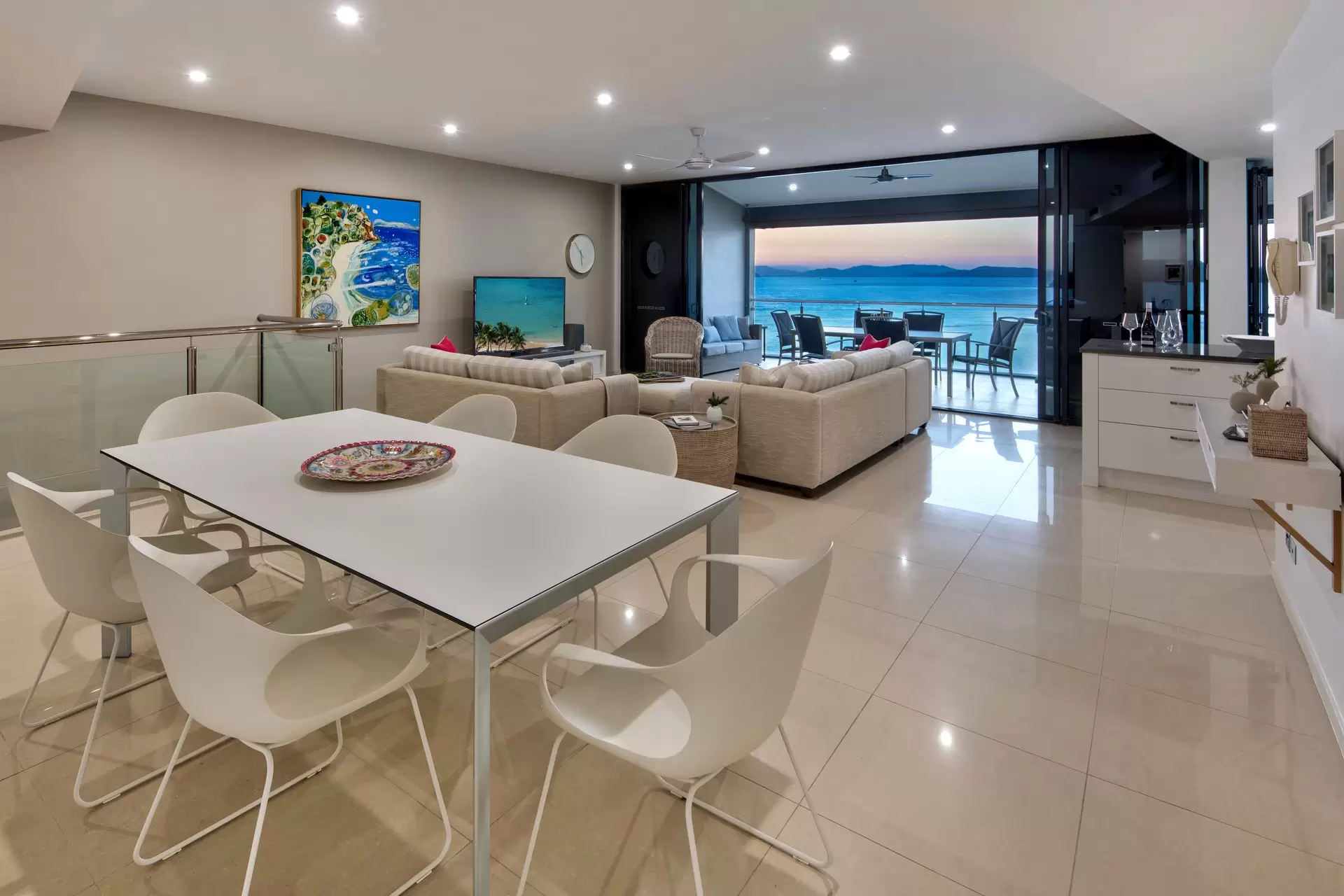 15/5 Acacia Drive, Hamilton Island Sold by  - image 1
