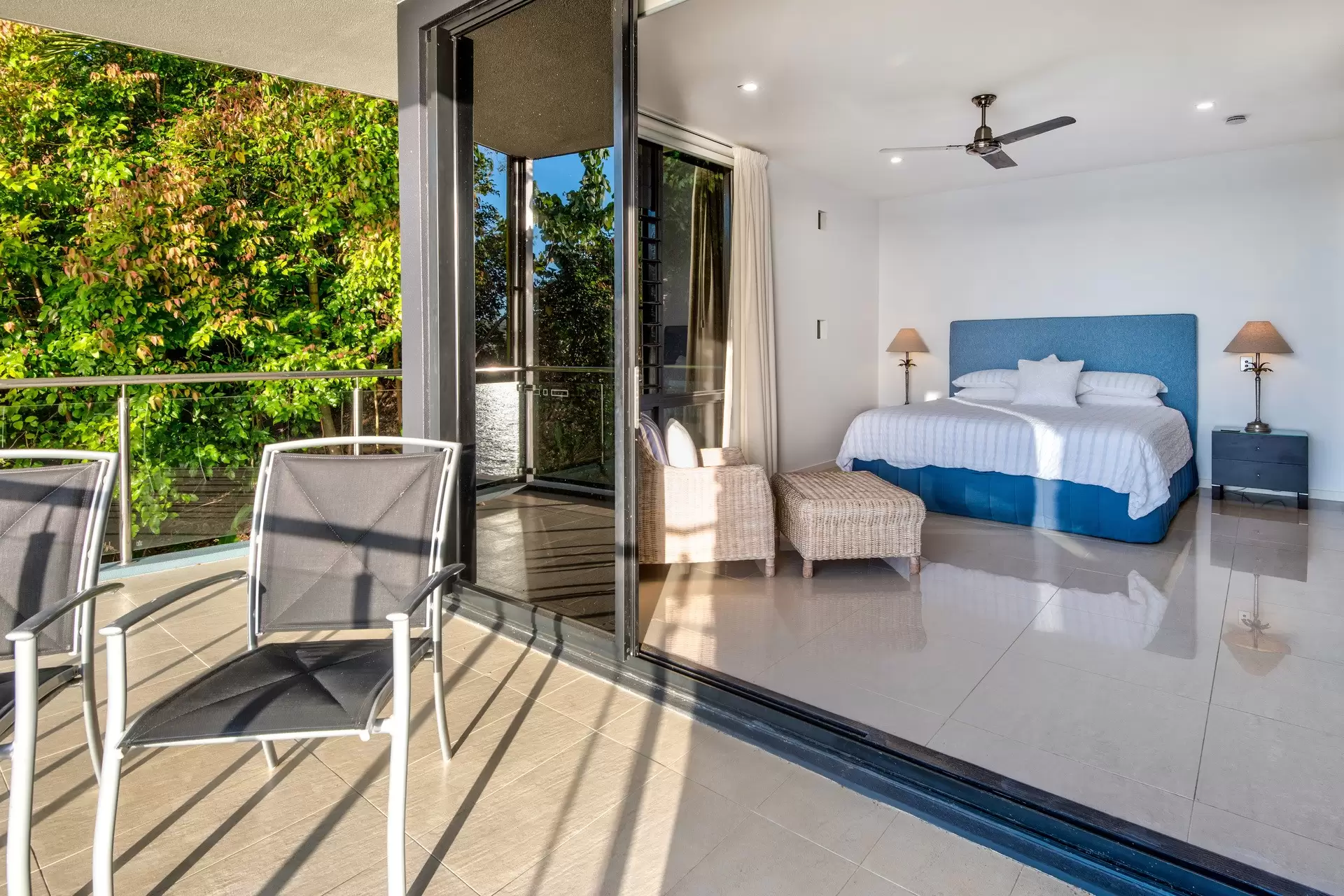 15/5 Acacia Drive, Hamilton Island Sold by Queensland Sotheby's International Realty - image 1