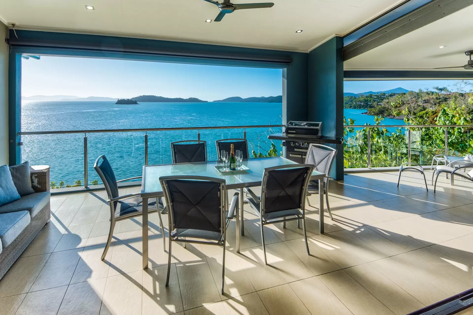 15/5 Acacia Drive, Hamilton Island Sold by  - image 1