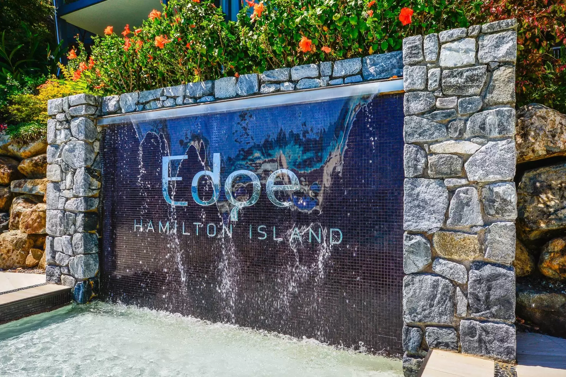 15/5 Acacia Drive, Hamilton Island Sold by Queensland Sotheby's International Realty - image 1
