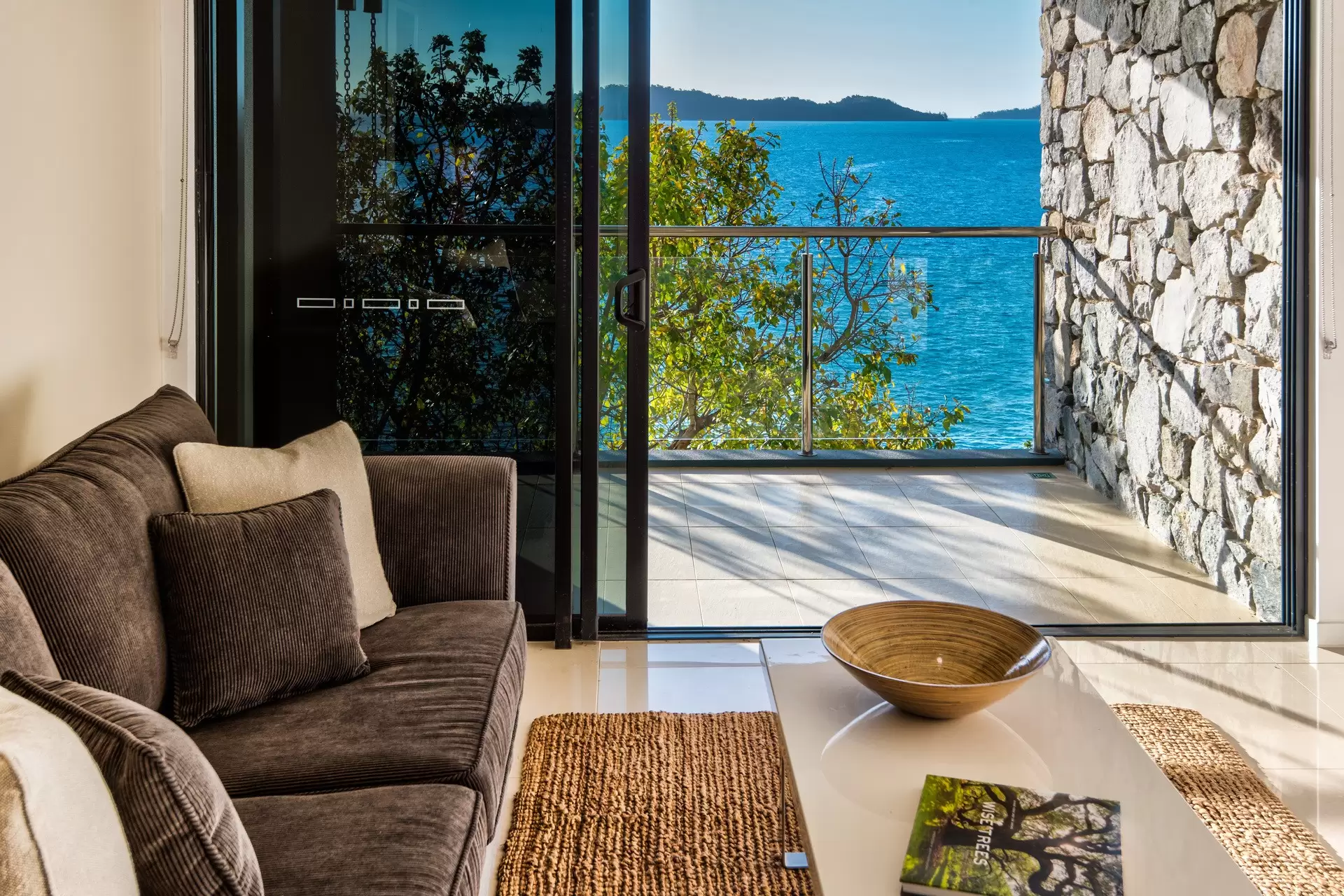 15/5 Acacia Drive, Hamilton Island Sold by Queensland Sotheby's International Realty - image 1