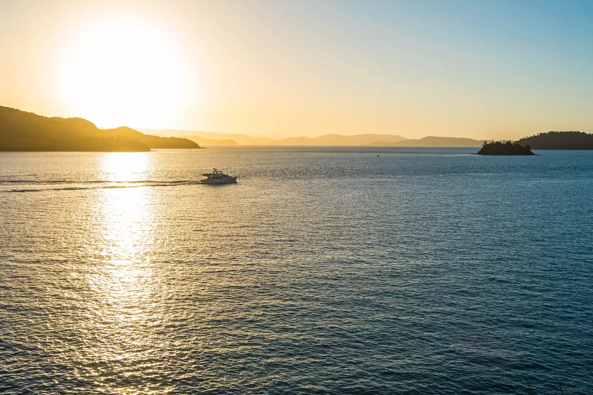 15/5 Acacia Drive, Hamilton Island Sold by  - image 1