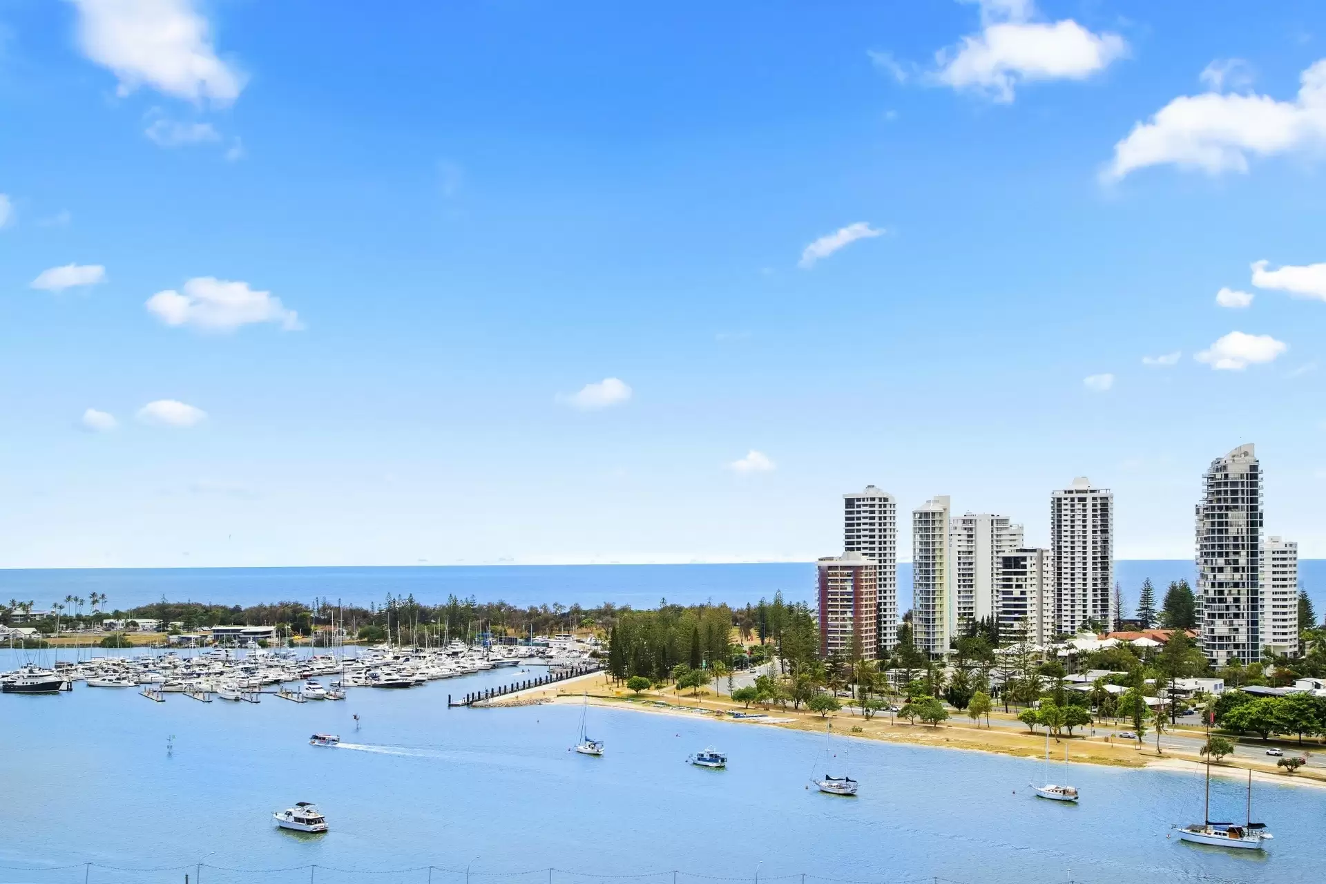 B17-2/75 Brighton Parade, Southport Sold by Queensland Sotheby's International Realty - image 1