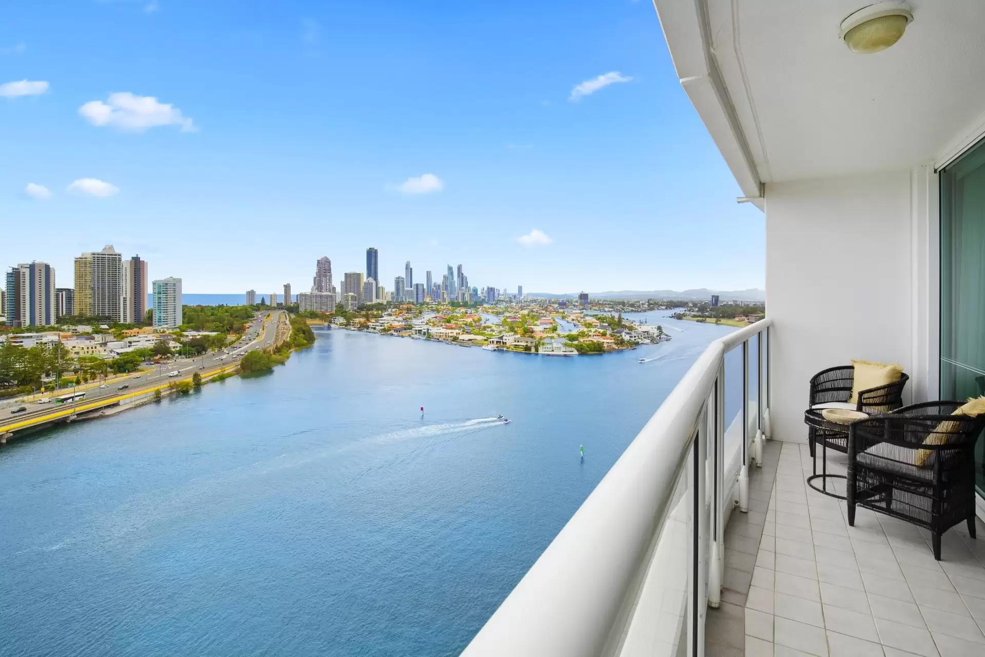 B17-2/75 Brighton Parade, Southport Sold by Queensland Sotheby's International Realty - image 1