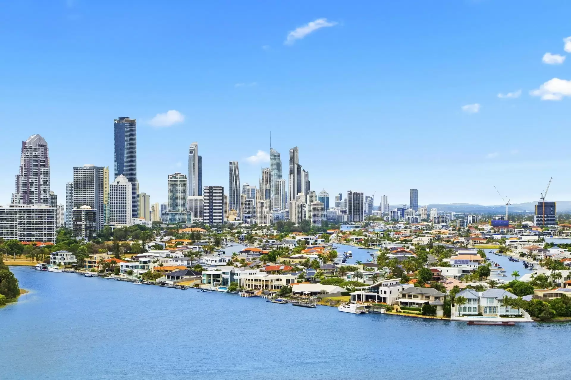 B17-2/75 Brighton Parade, Southport Sold by Queensland Sotheby's International Realty - image 1