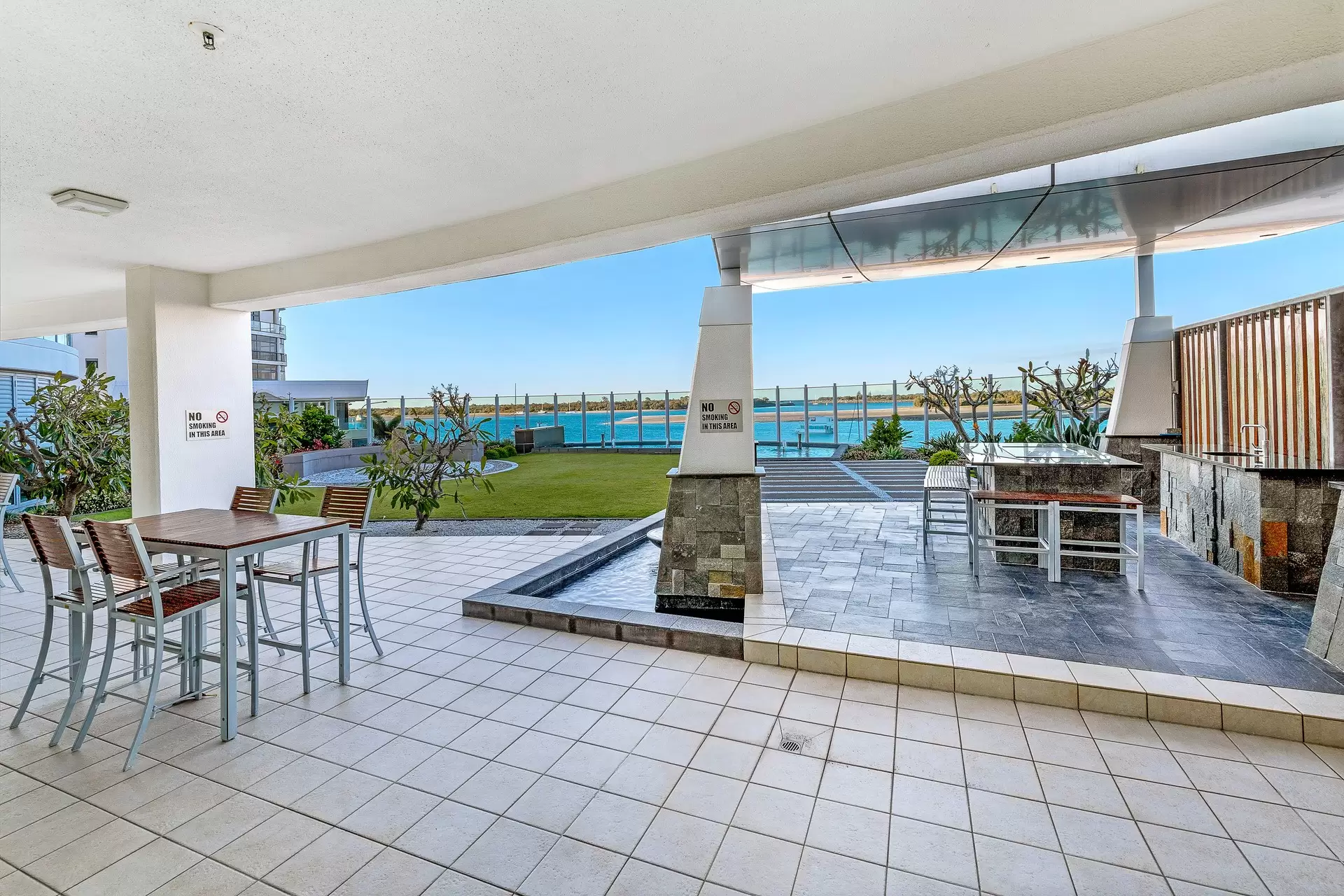 1403/300 Marine Parade, Labrador Sold by Queensland Sotheby's International Realty - image 1