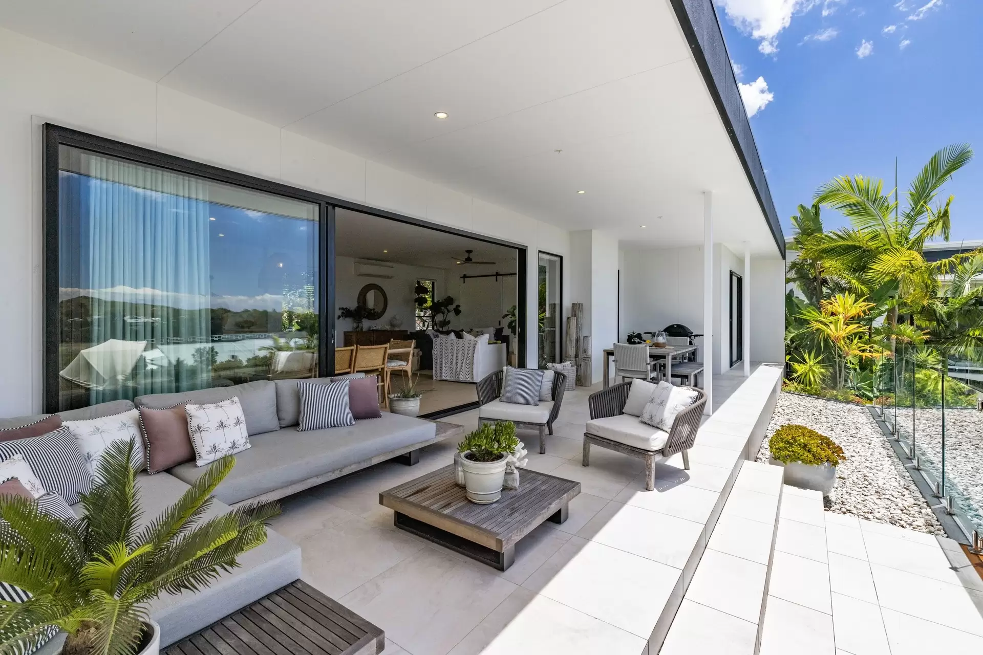 10 Honey Myrtle Close, Peregian Springs Sold by  - image 1