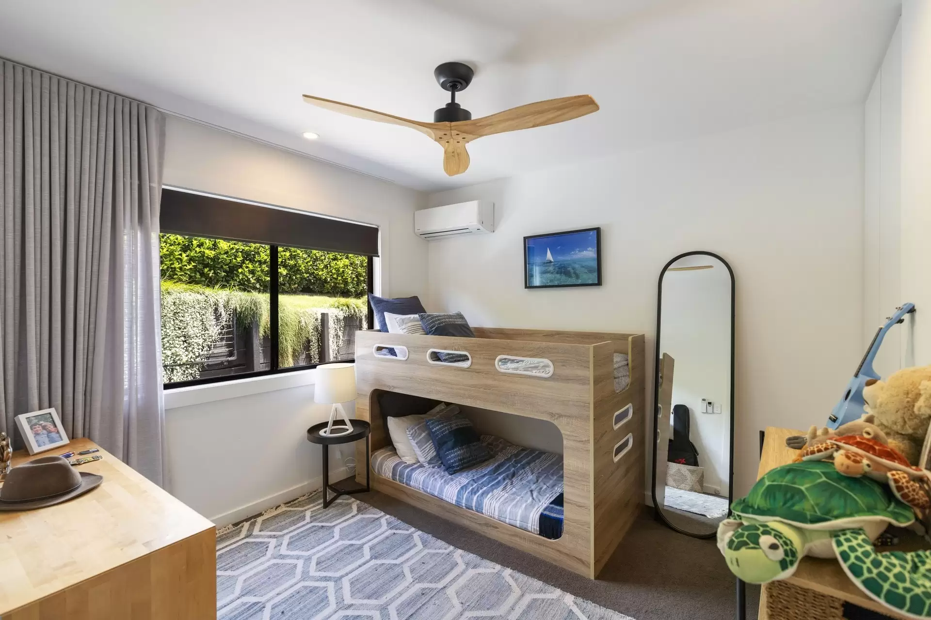 10 Honey Myrtle Close, Peregian Springs Sold by Queensland Sotheby's International Realty - image 1
