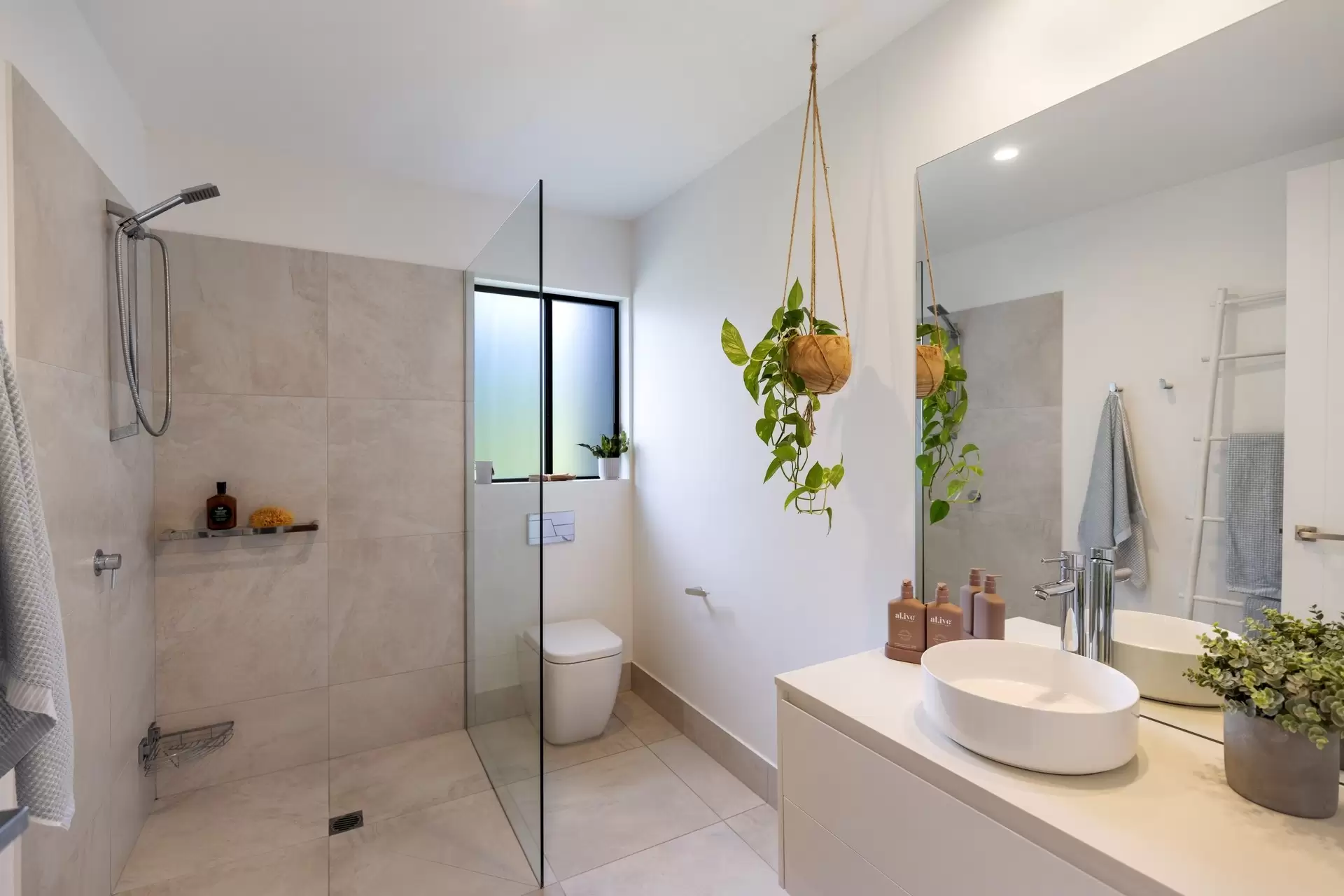 10 Honey Myrtle Close, Peregian Springs Sold by  - image 1
